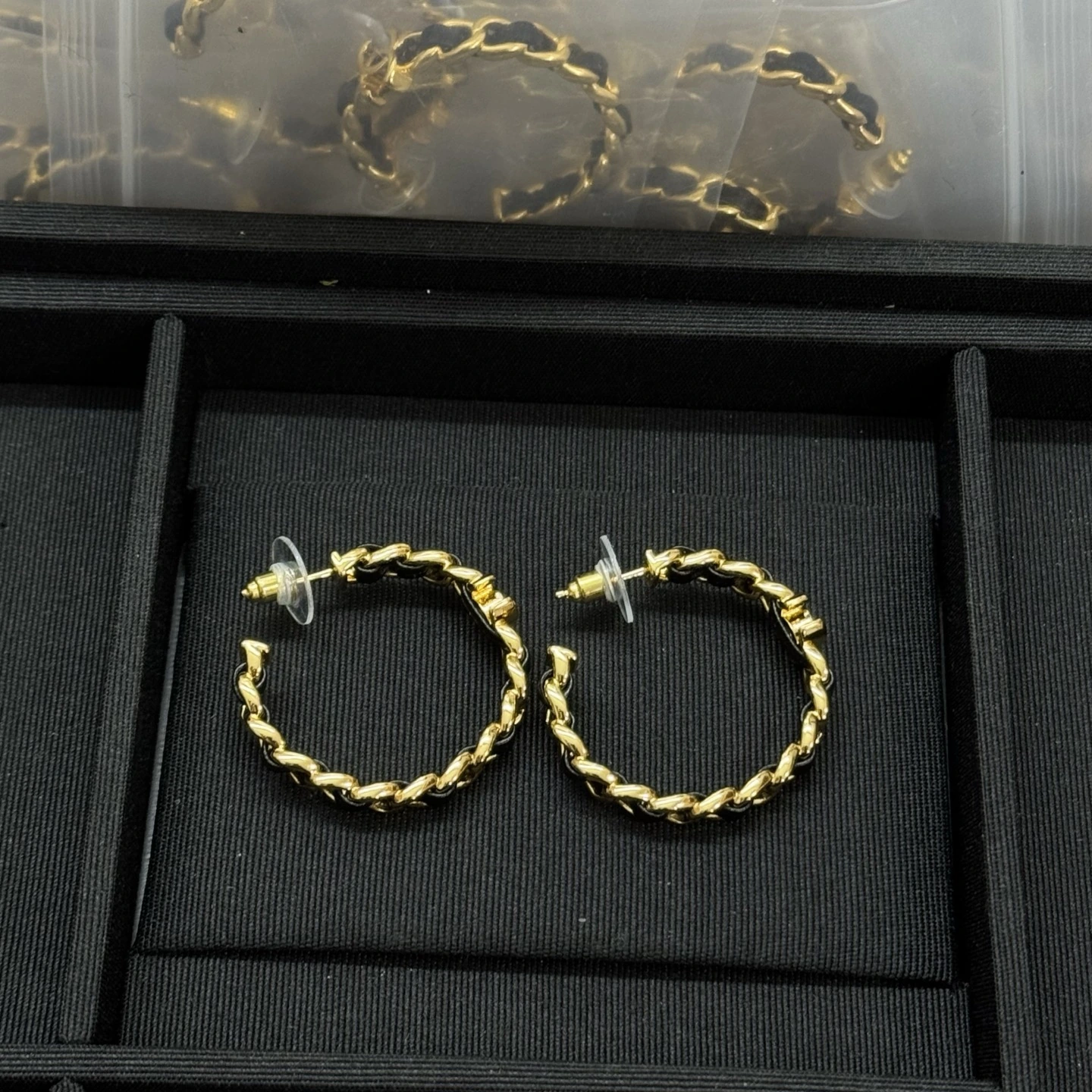 Chanel(シャネル / Chanel)Chanel(シャネル / Chanel)新作穿皮鏡面双cフープピアスピアス