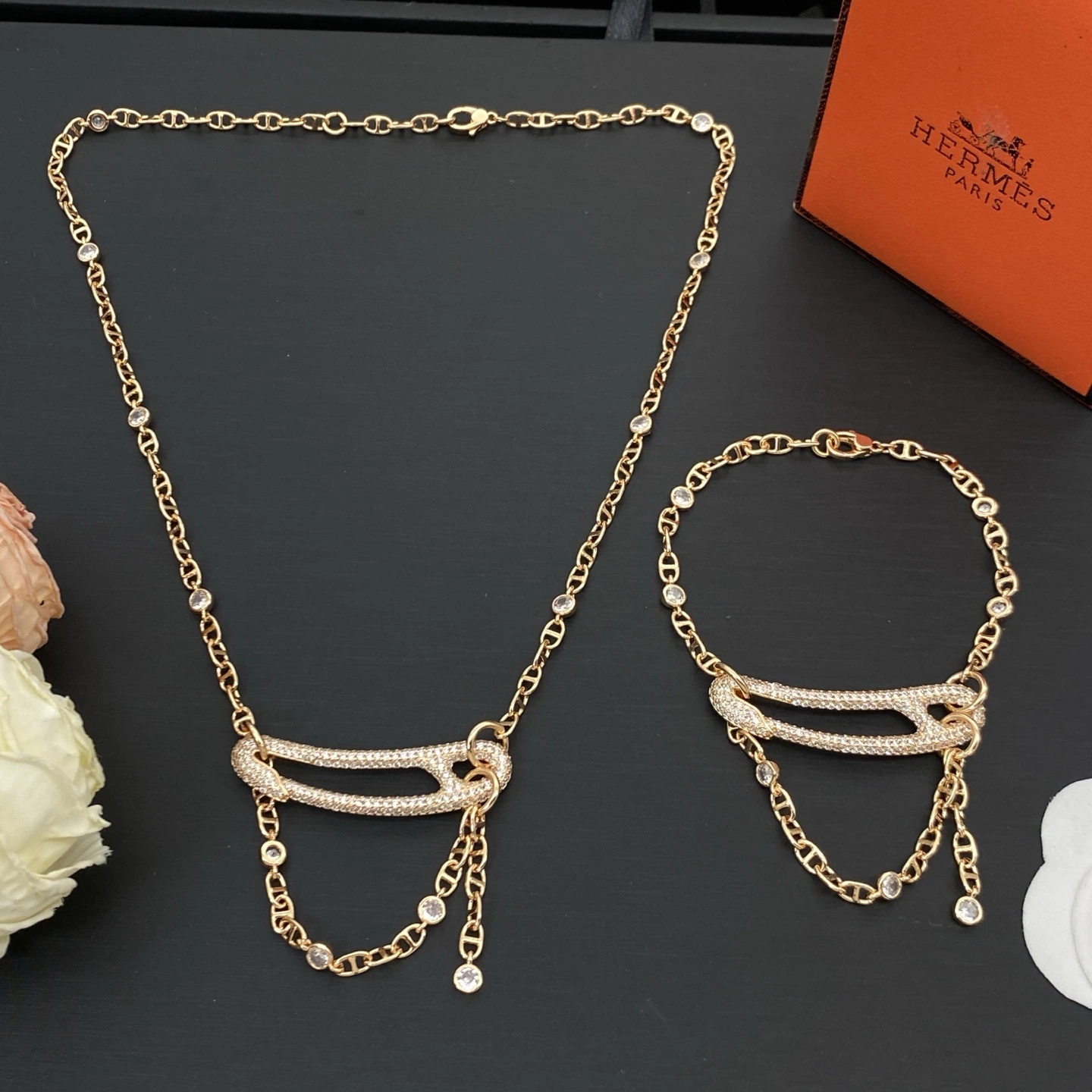 💰ブレスレット95ネックレス115 Hermès(エルメス / Hermès)Hermès(エルメス / Hermès)新作セット