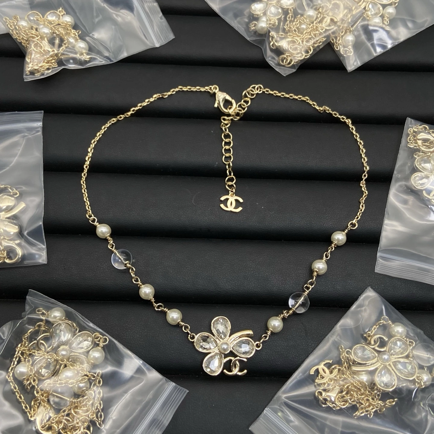 Chanel(シャネル / Chanel)Chanel(シャネル / Chanel)新作クローバー晶钻ネックレス入荷
