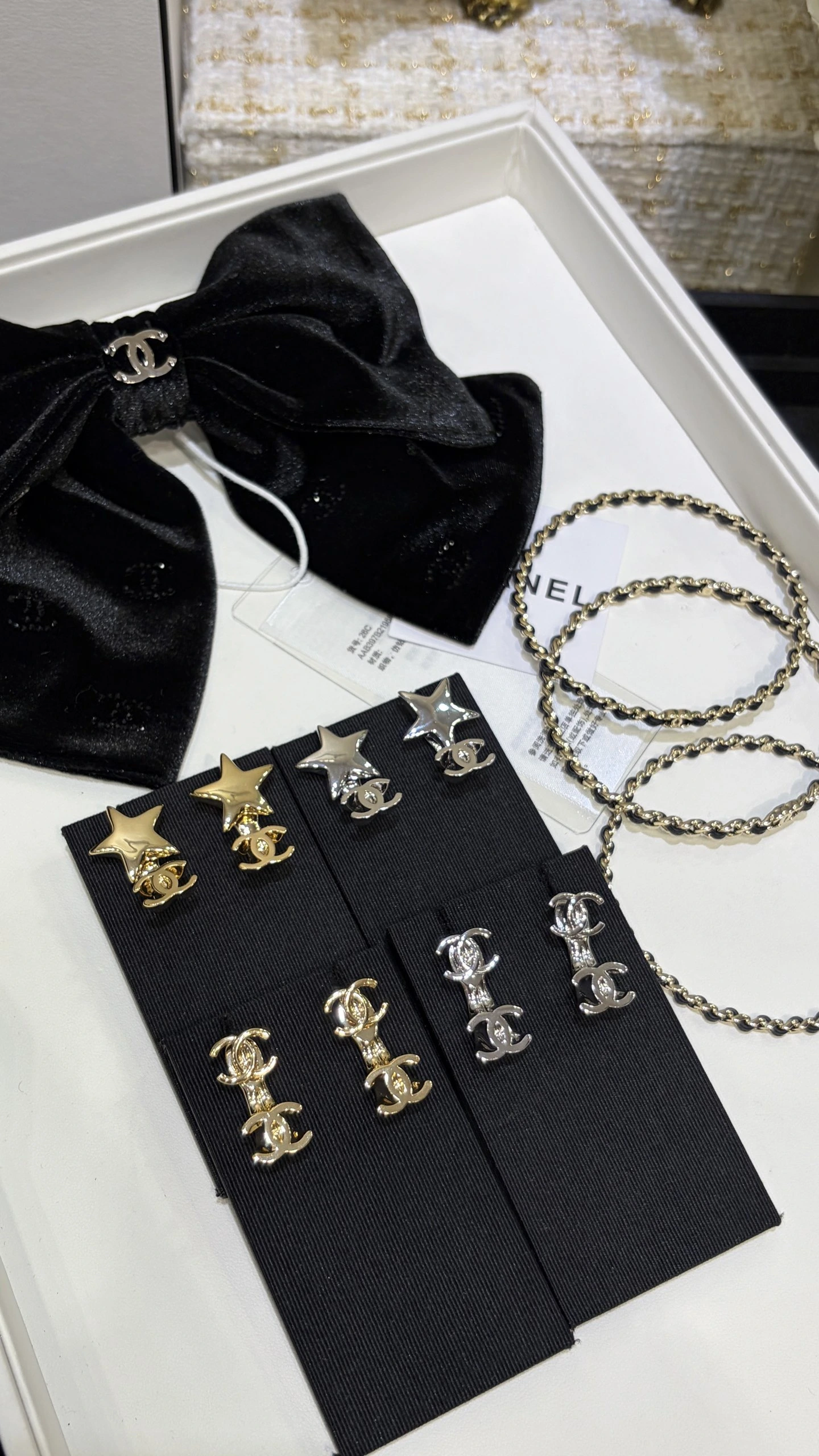 CHANEL WAY ピアス