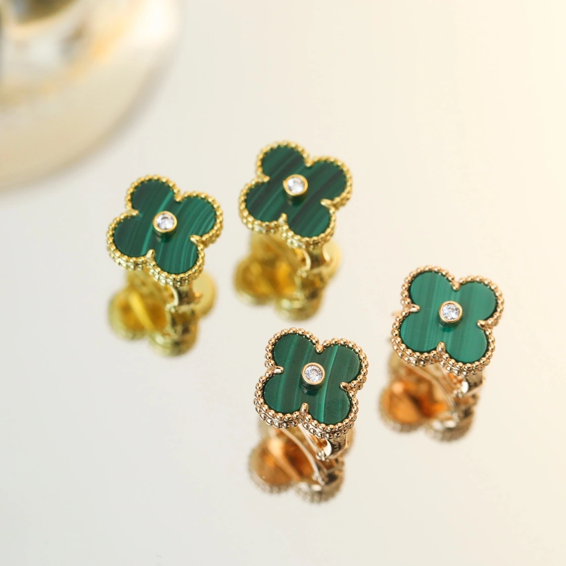 Van Cleef & Arpels Van Cleef ピアス