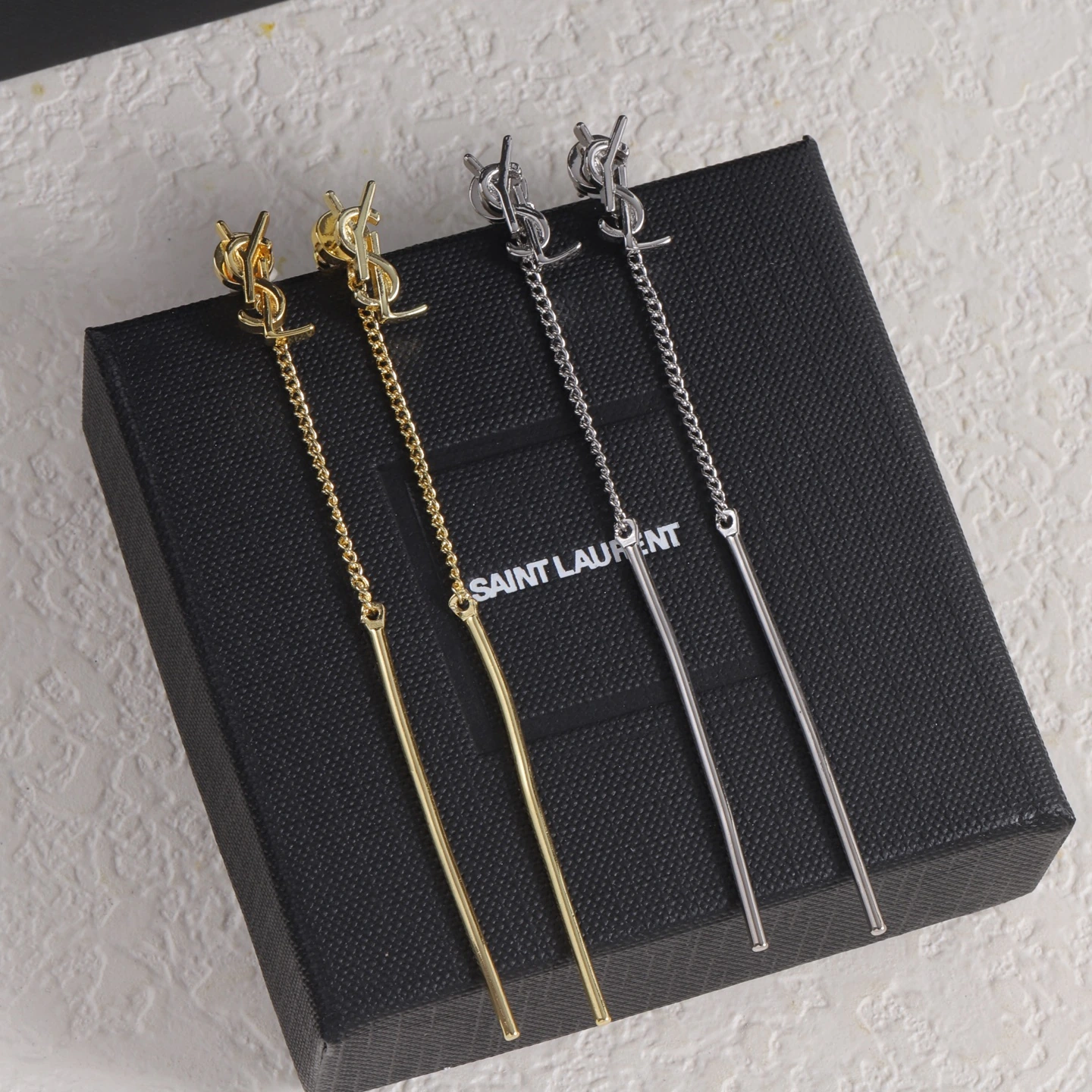 Saint Laurent(サンローラン / YSL) Saint Laurent(サンローラン / YSL) Saint Laurent(サンローラン / YSL)ピアス