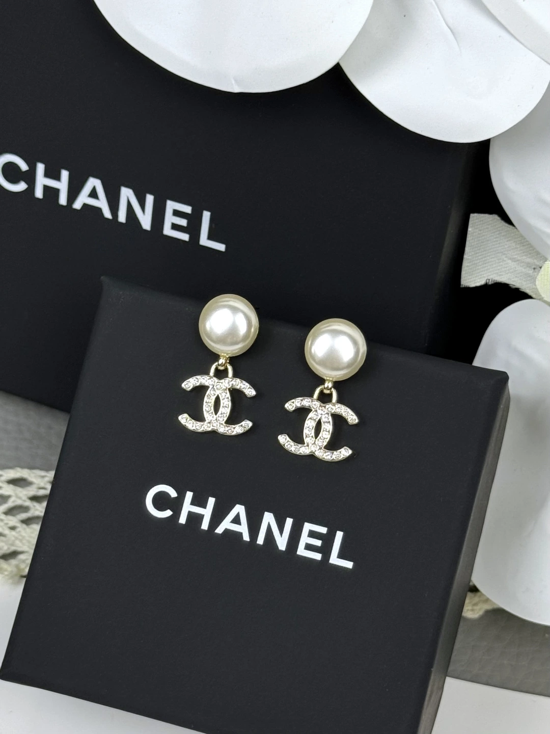 Chanel(シャネル / Chanel)26C新作大パール双Cラインストーンピアス