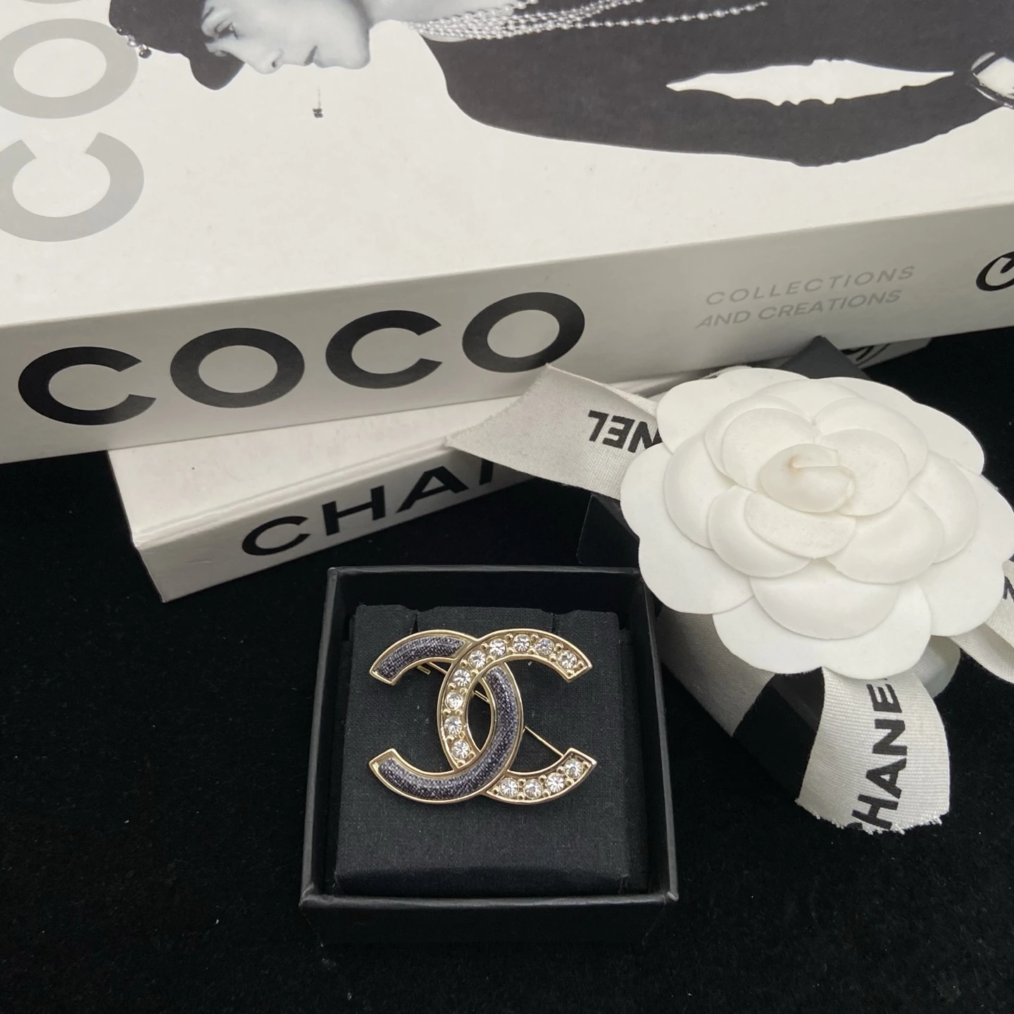 CHANEL ブローチ