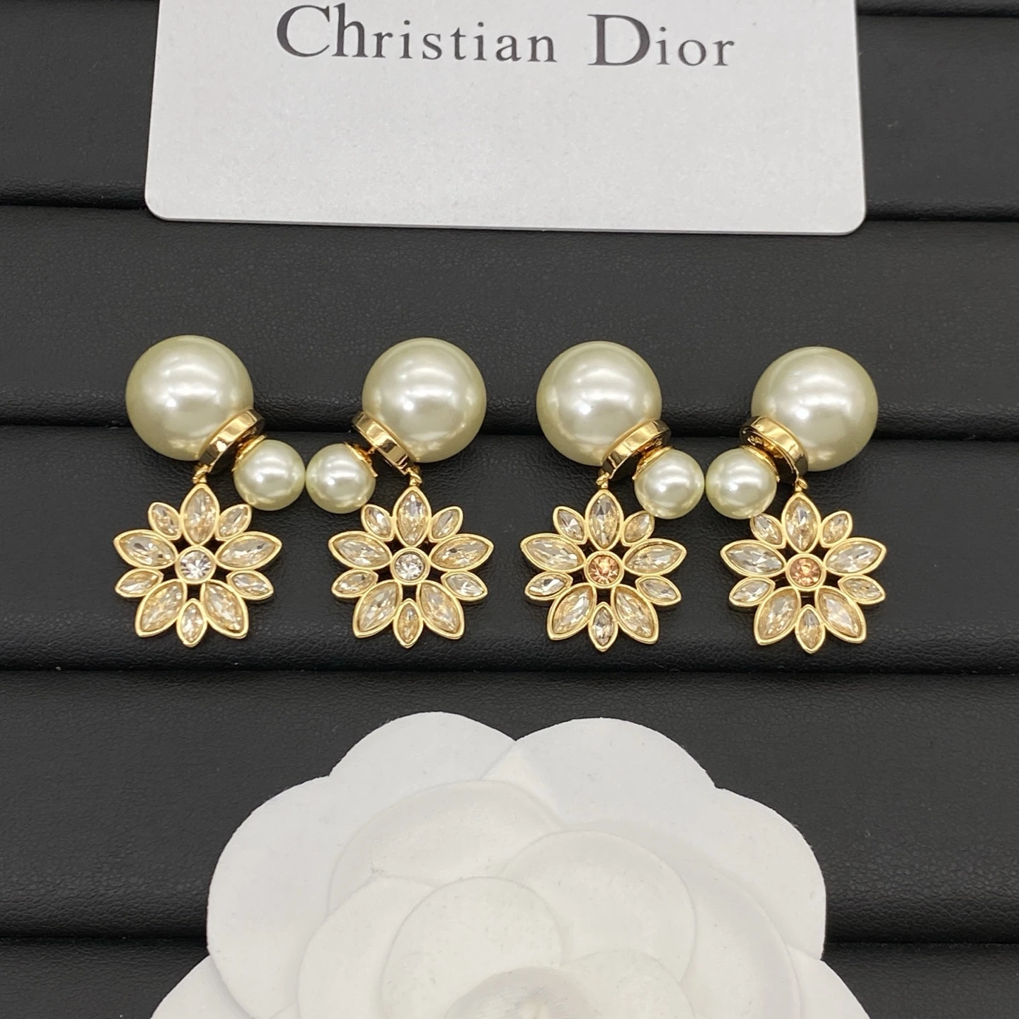 Dior(ディオール / Dior)Dior(ディオール / Dior)新作ピアス
