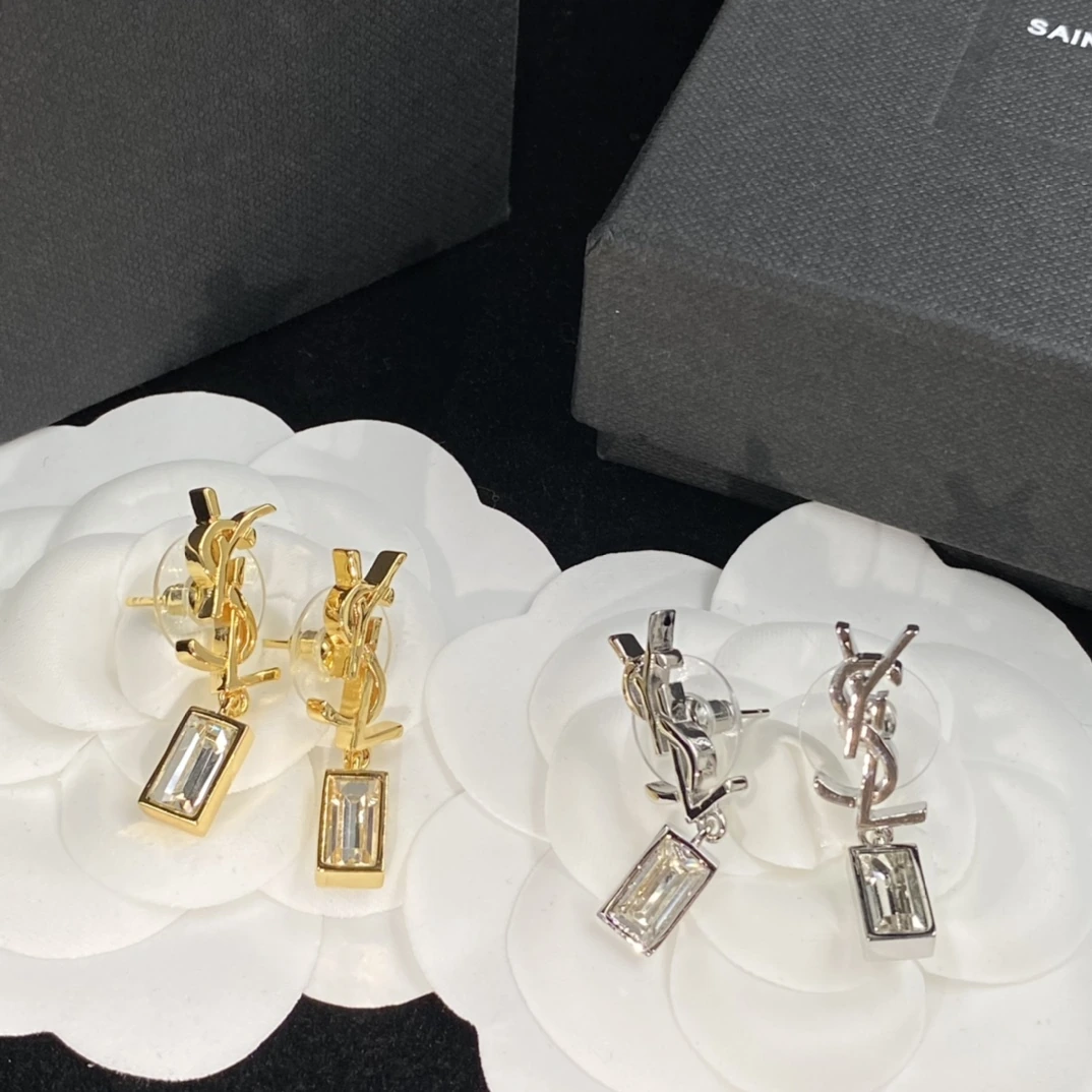 Saint Laurent(サンローラン / YSL)ピアス