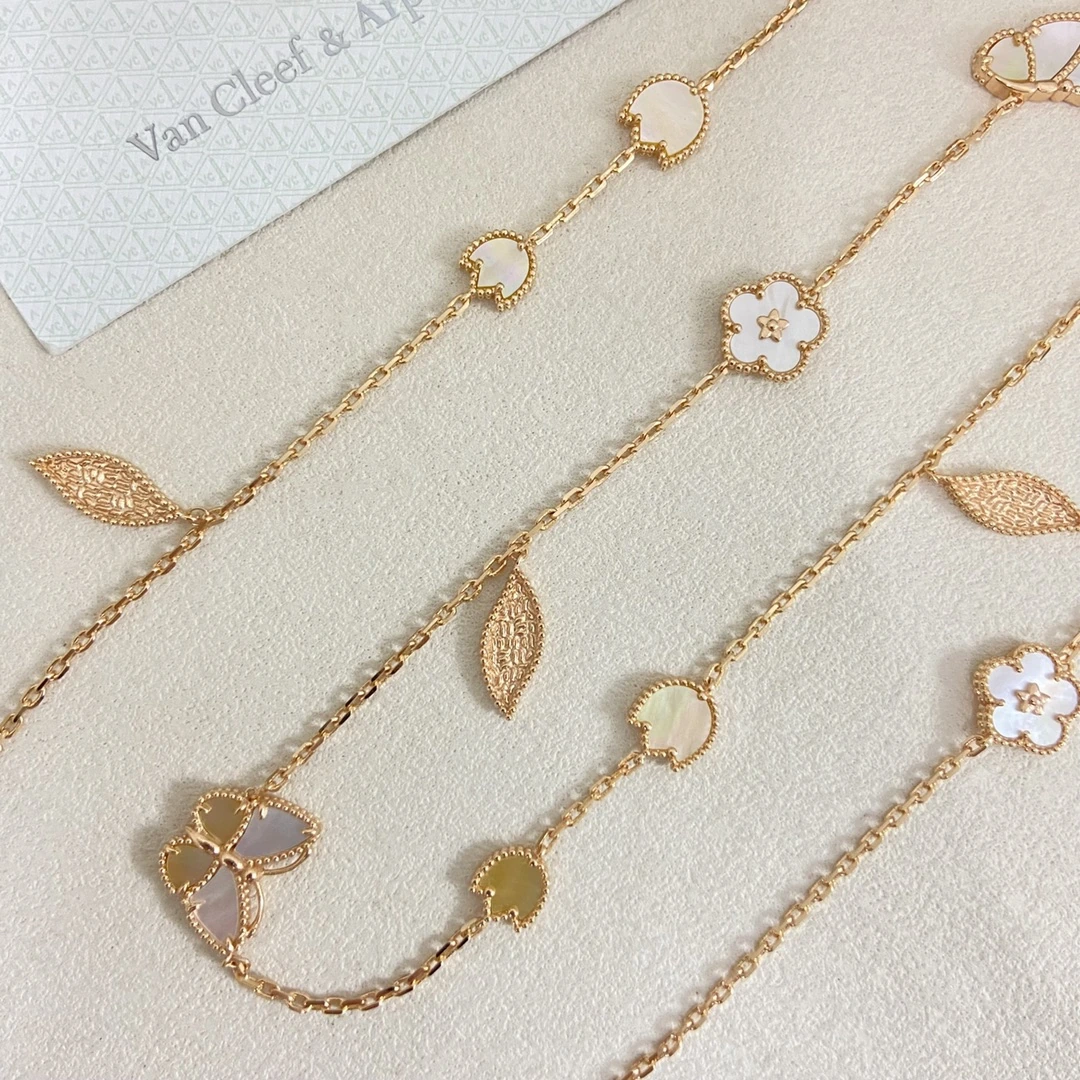 Van Cleef & Arpels(ヴァンクリーフ&アーペル / VCA)ネックレス FKXLM0023-236新作イエローゴールド贝+白贝バタフライ树叶ペタル乱花ネックレス