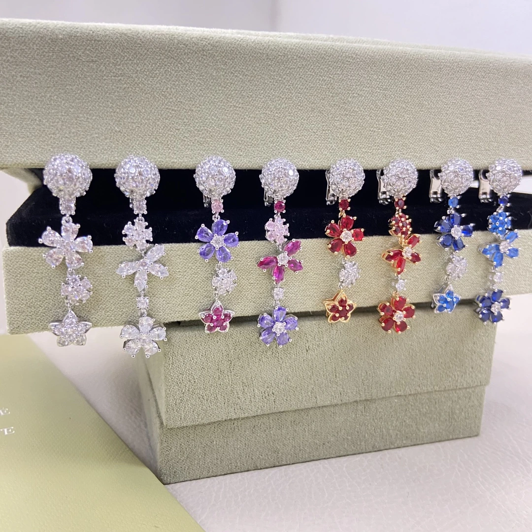 Van Cleef & Arpels(ヴァンクリーフ&アーペル / VCA)イヤリング FKEPH0004-076新作渐变宝石仲夏月の梦イヤーカフ 品番:DIH252485