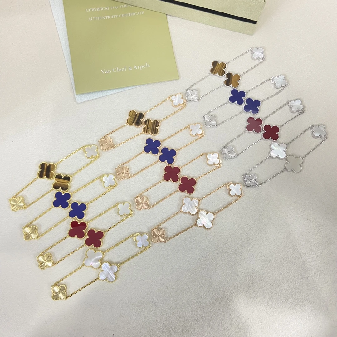 Van Cleef & Arpels(ヴァンクリーフ&アーペル / VCA)ブレスレット FKSLM0011-040新作クローバー4フラワーブレスレット 品番:DM3272.50464