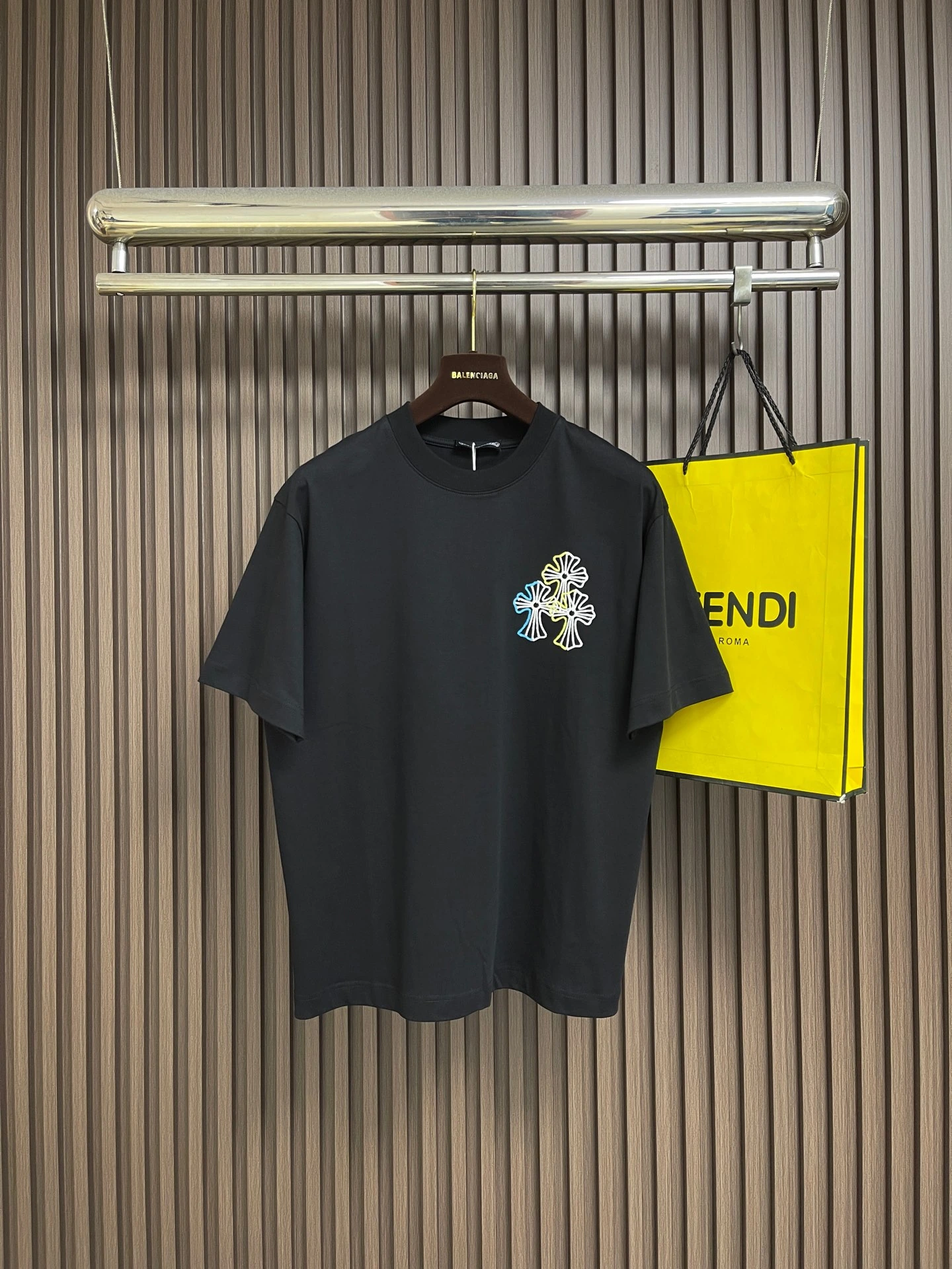 Chrome Hearts(クロムハーツ) Tシャツ。シーズン/対象:メンズ。素材:コットン。仕様:刺繍・クルーネック・ロゴ。サイズ:S-XXL