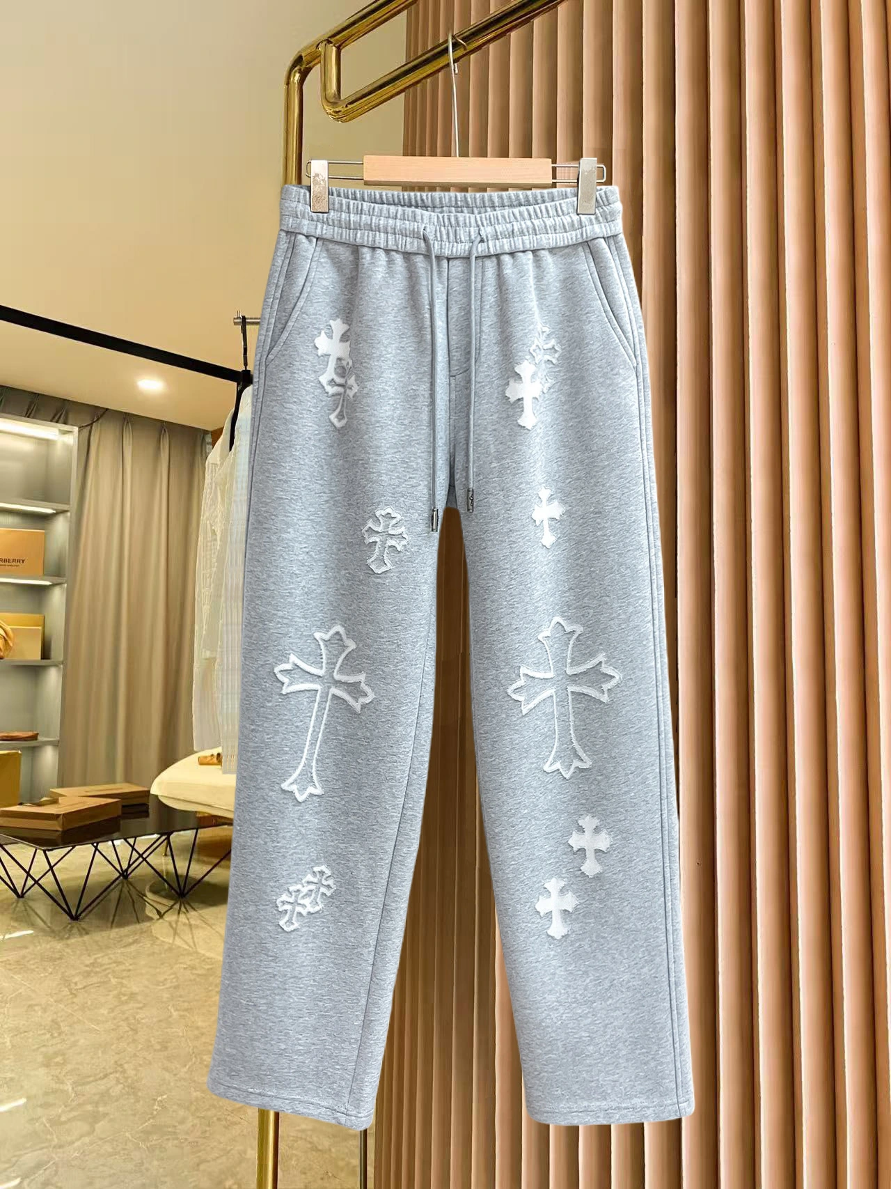 Chrome Hearts(クロムハーツ) パンツ。シーズン/対象:2026・秋冬。仕様:刺繍・ロゴ。サイズ:M-3XL。ポイント:オリジナル仕様