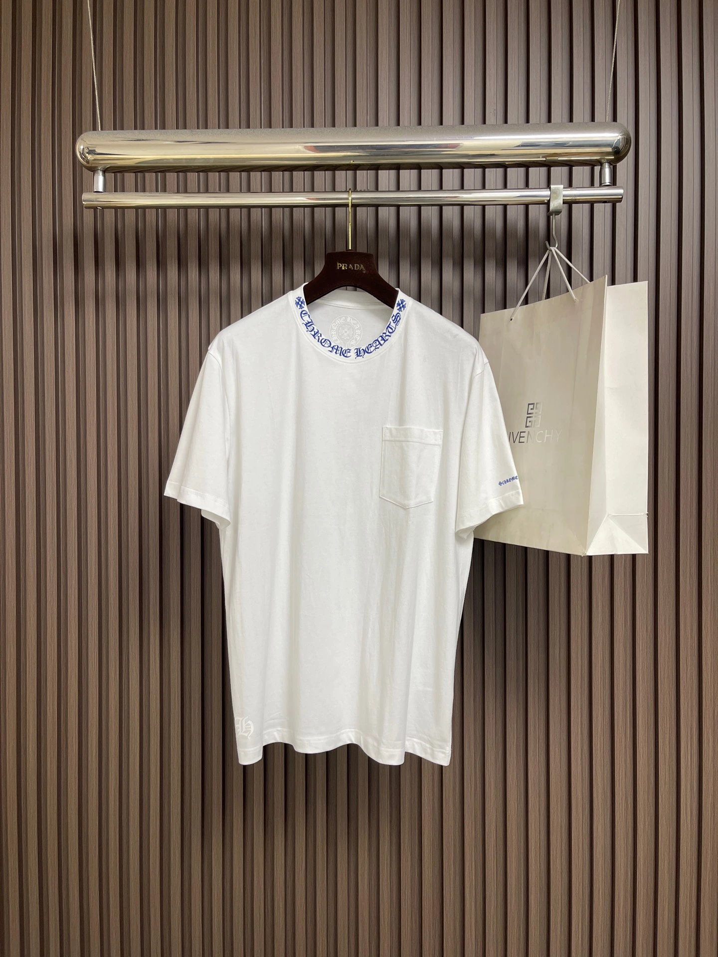 Chrome Hearts(クロムハーツ) Tシャツ。シーズン/対象:ユニセックス。素材:コットン。仕様:刺繍・プリント・ウォッシュ加工・クルーネック・通気性。サイズ:S-XL