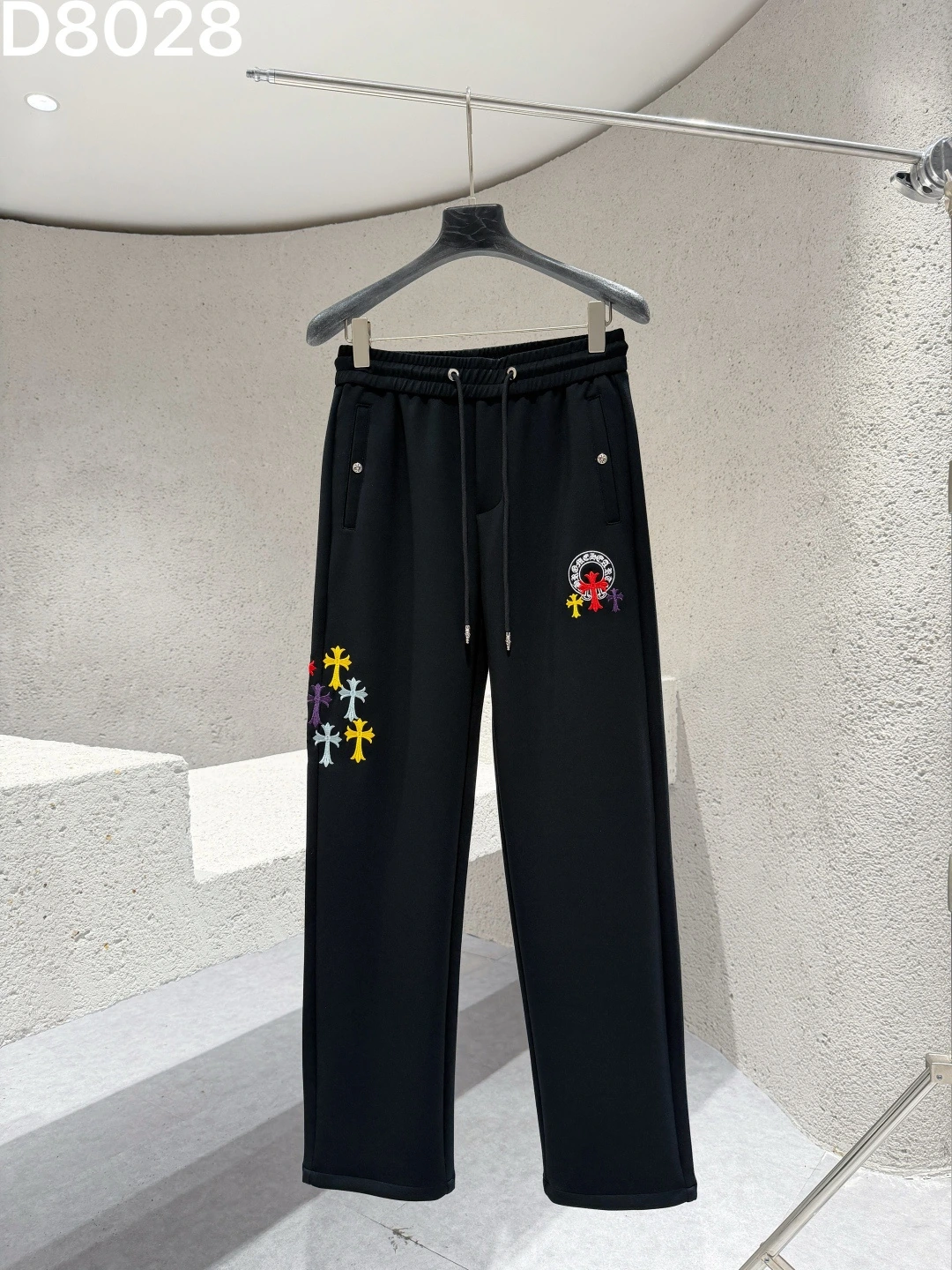 Chrome Hearts(クロムハーツ) パンツ。シーズン/対象:秋冬。カラー:ブラック。サイズ:M-3XL