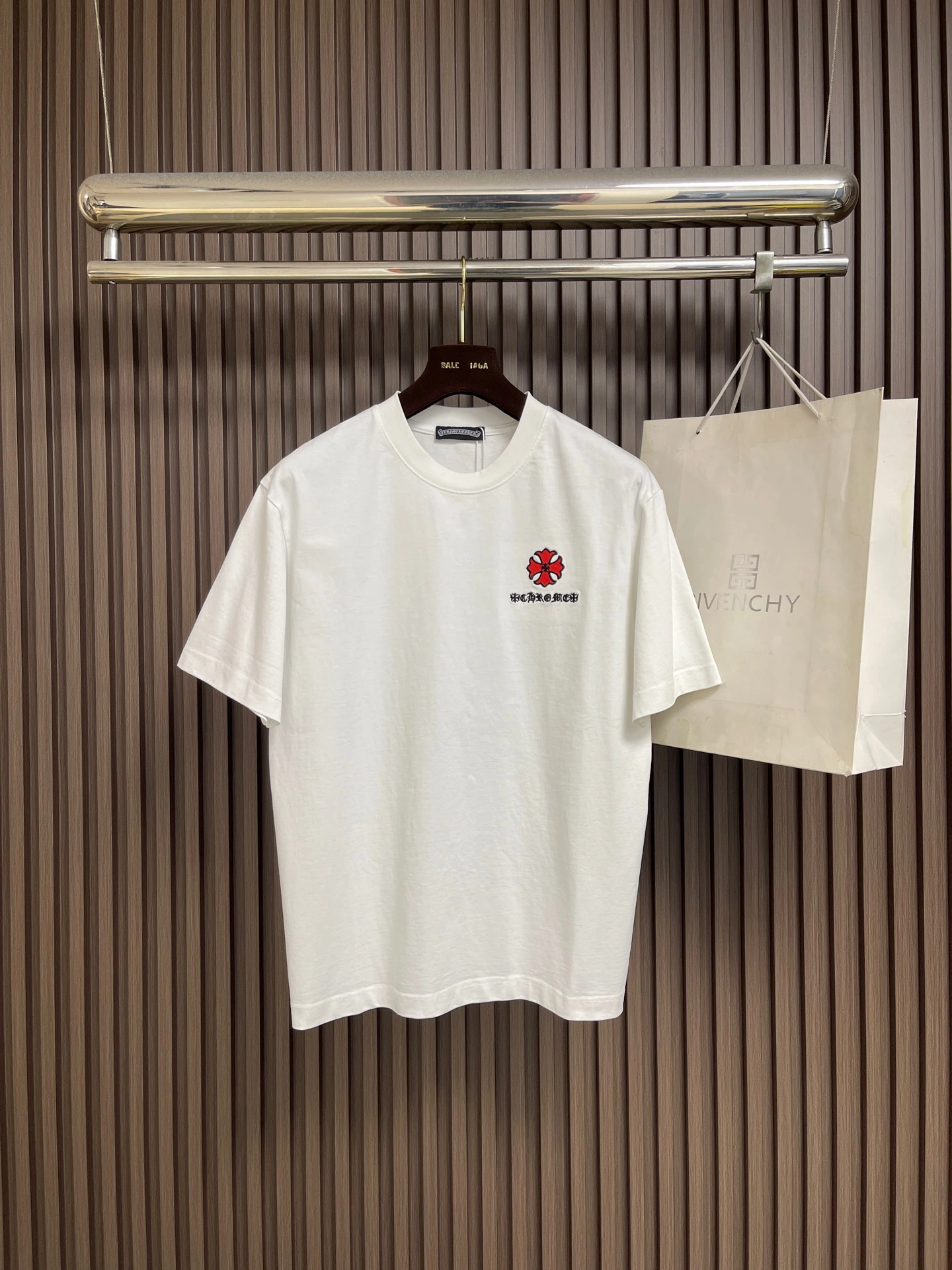 Chrome Hearts(クロムハーツ) Tシャツ。仕様:刺繍・リラックスフィット。サイズ:S-XXL