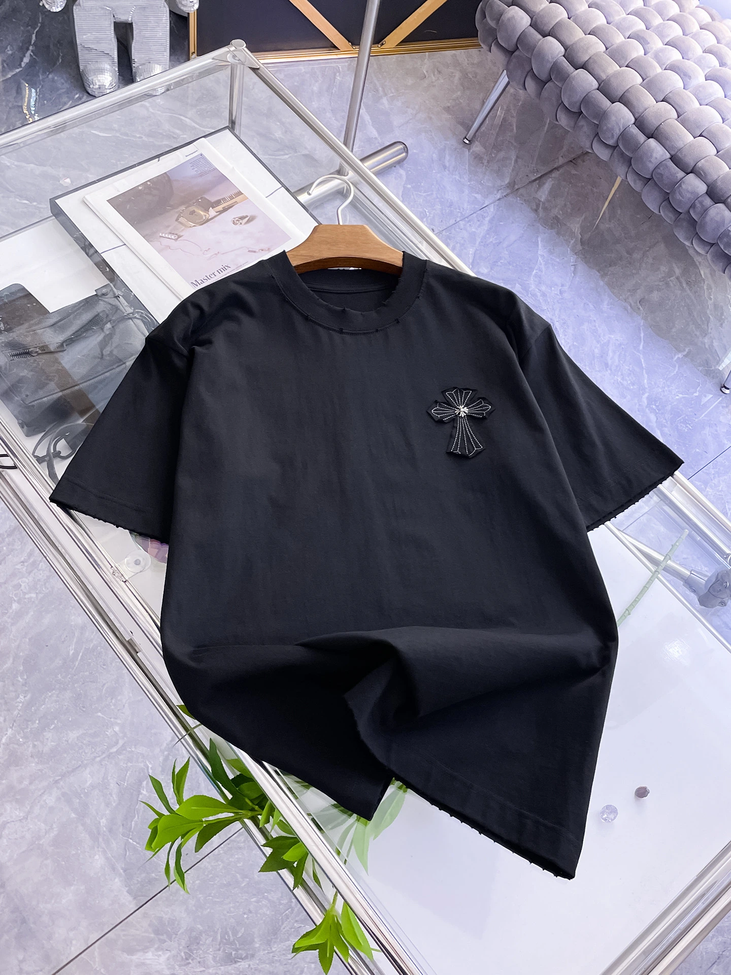 Chrome Hearts(クロムハーツ) Tシャツ。シーズン/対象:2026・春夏・ユニセックス。仕様:クルーネック・ロゴ。サイズ:S