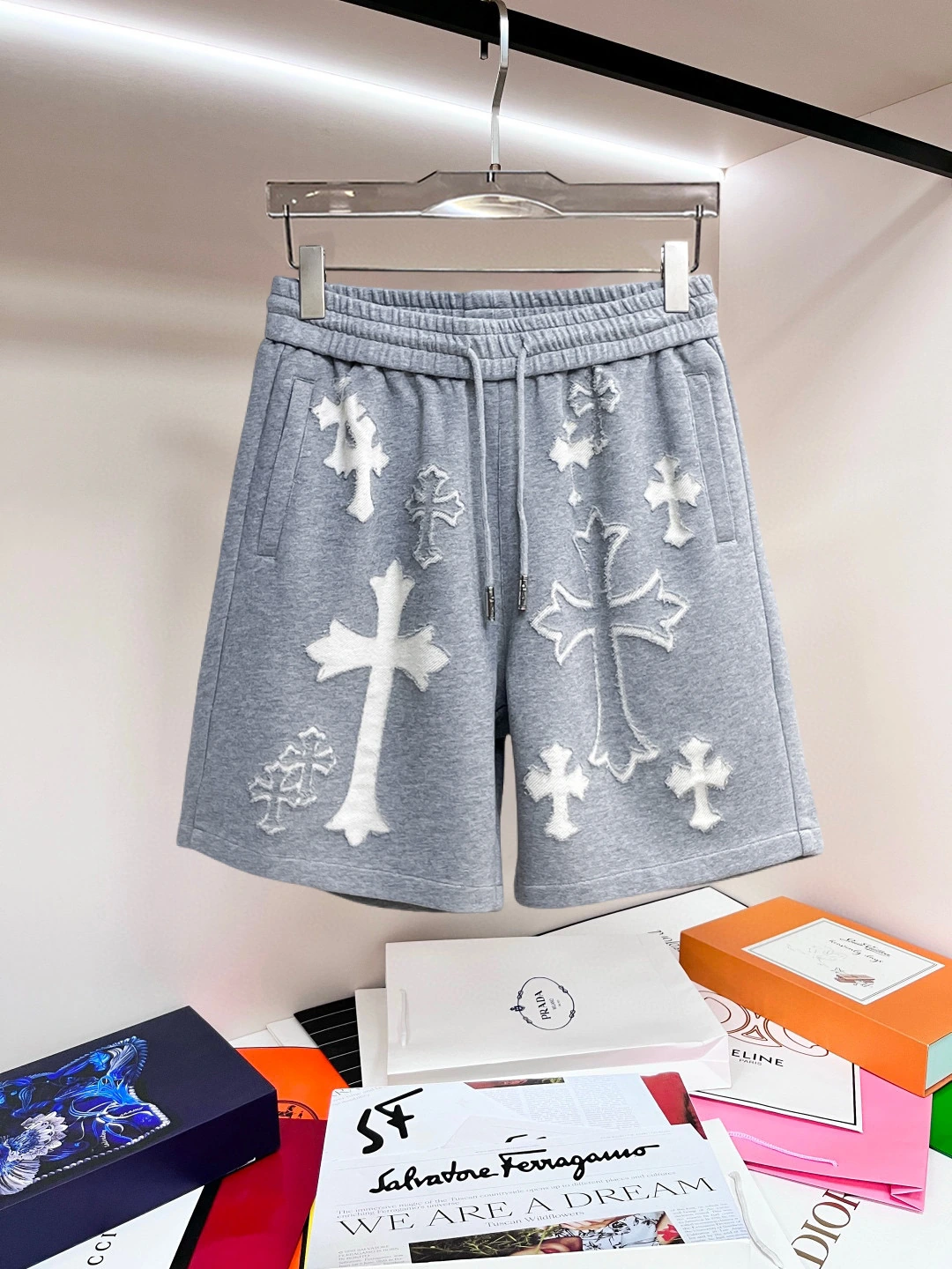 Chrome Hearts(クロムハーツ) ショートパンツ。シーズン/対象:2026・春夏・メンズ。仕様:通気性・ストレッチ・ロゴ。サイズ:M-XXXL。ポイント:オリジナル仕様