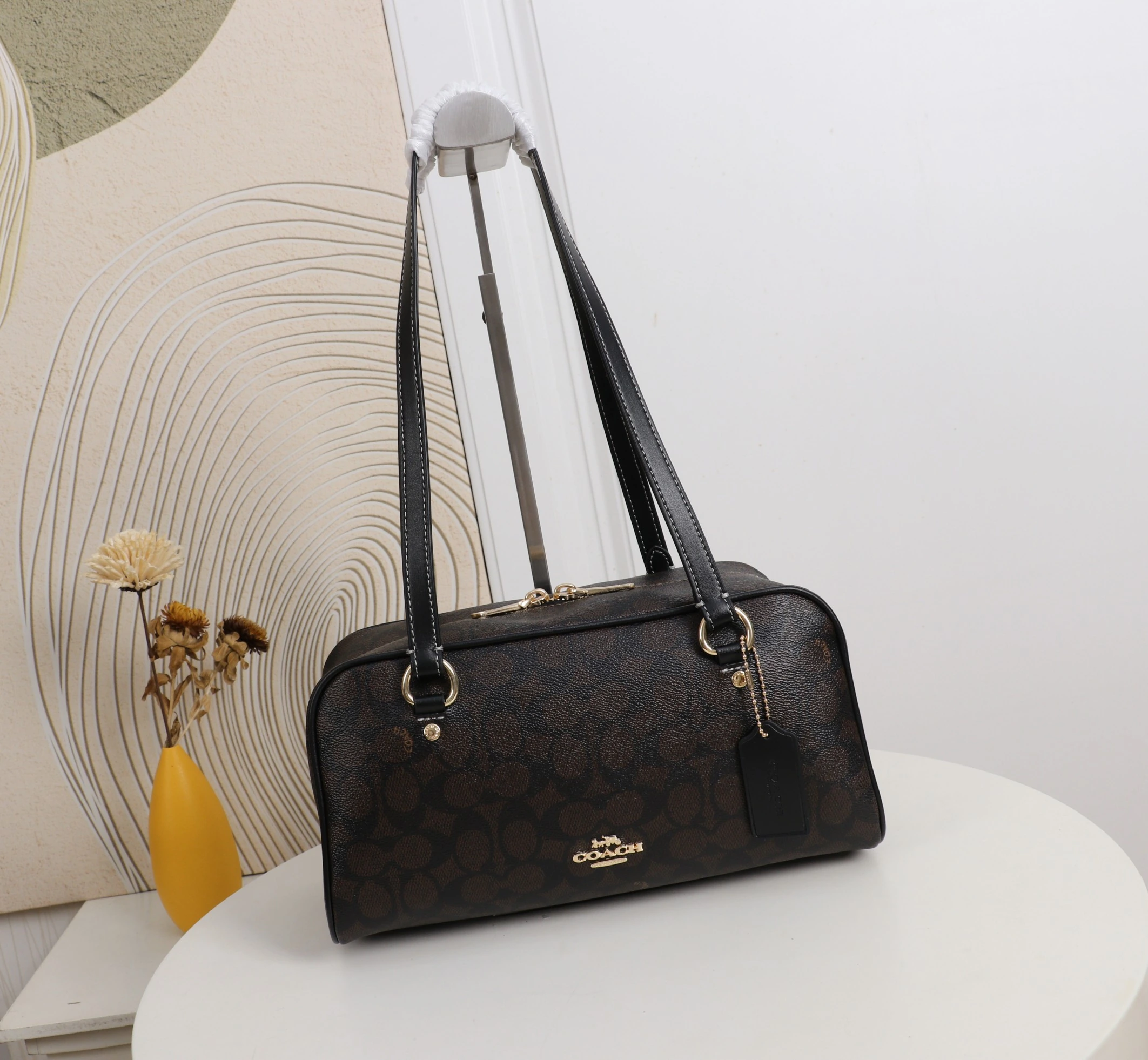 Coach コーチ ボストンショルダーバッグ サイズ:30×14×13cm 型番:CFP19000