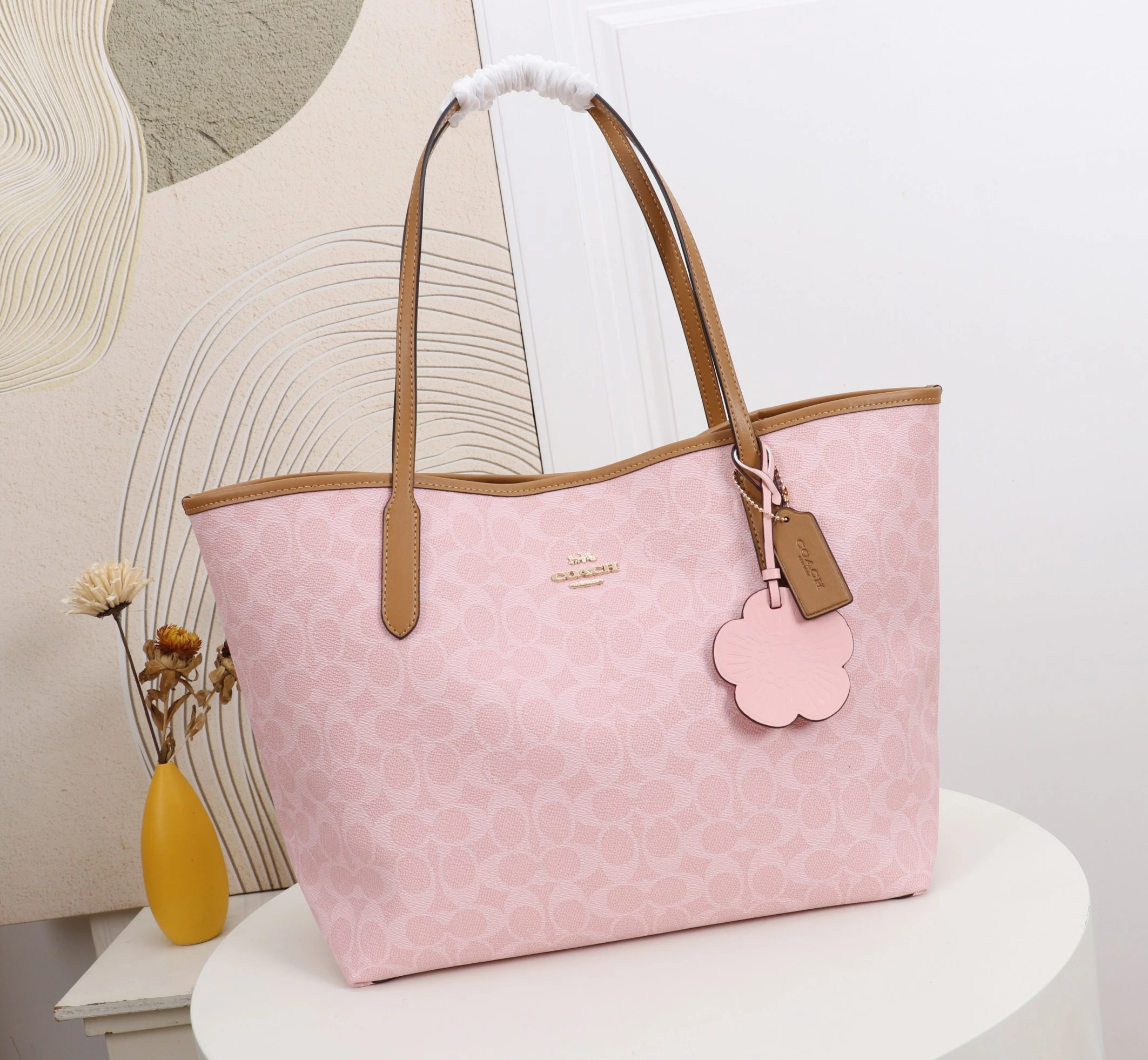 Coach コウチ City 33シリーズ トートバッグ 型番:CV976 サイズ:33×29×16cm