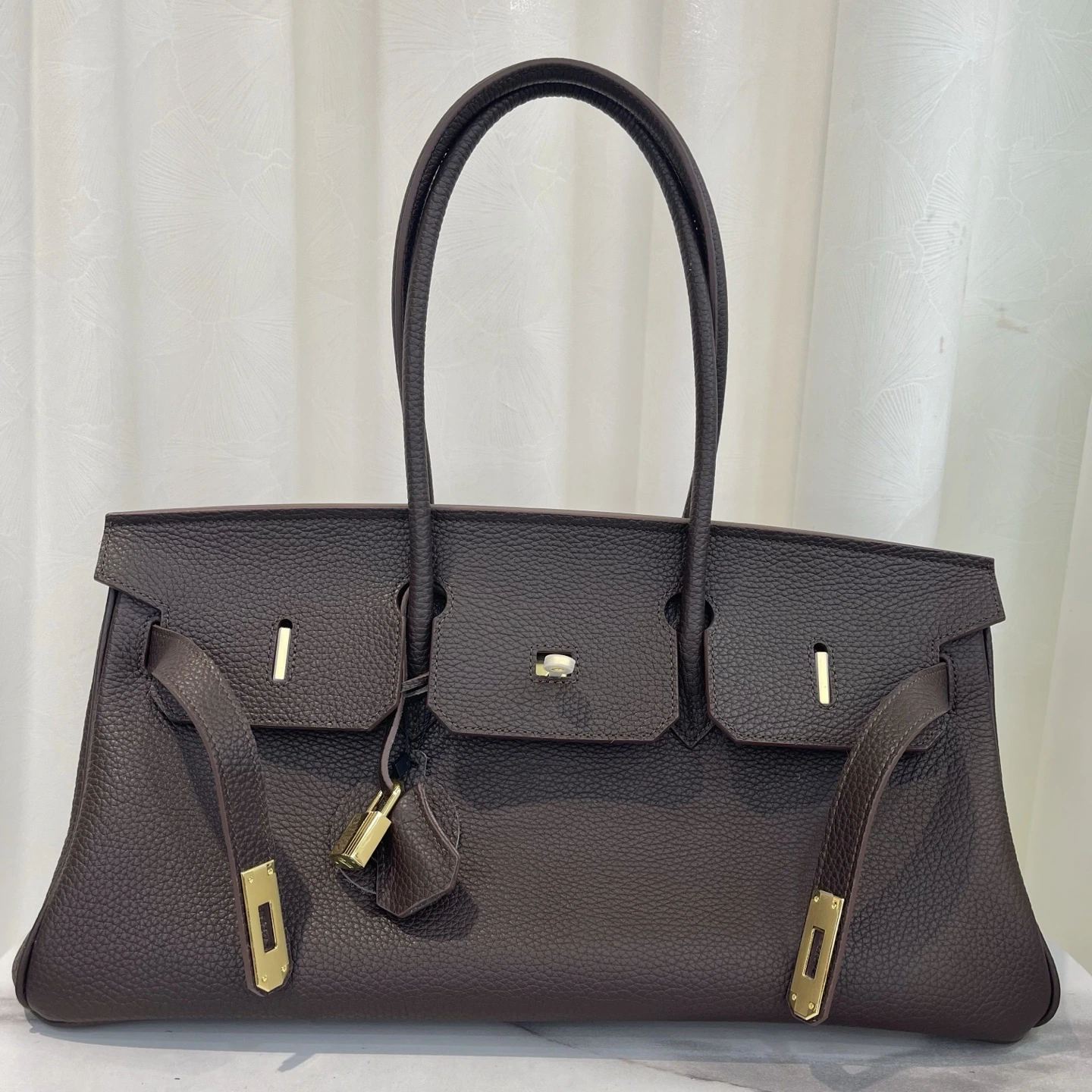 横型プラチナ TC42CM、アネモネパープル