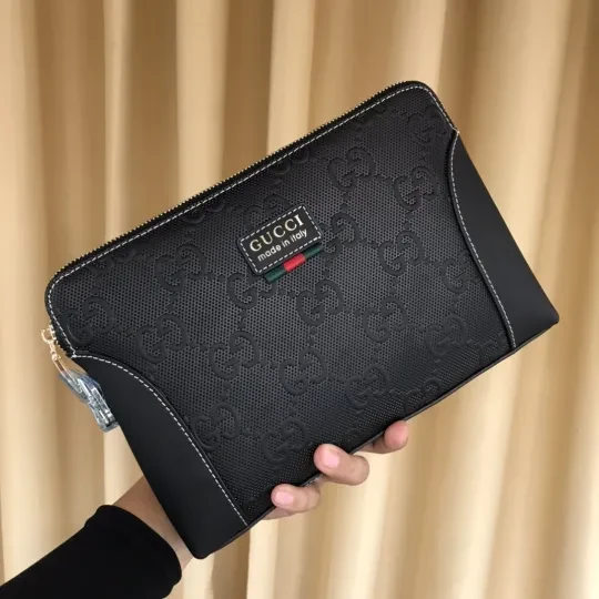 グッチ「Gucci」プレミアム ロック付き レザー ポシェット