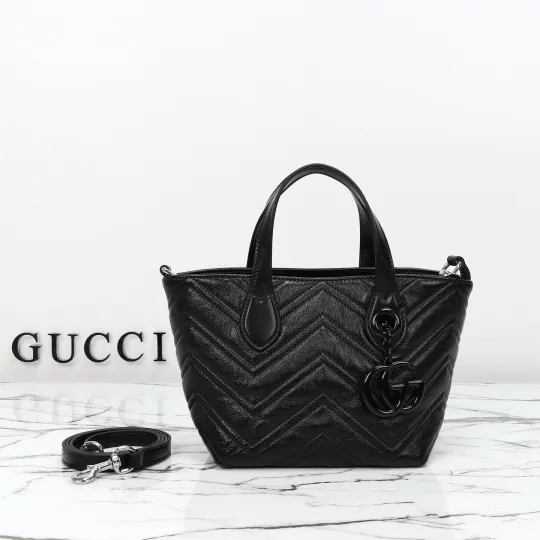 グッチ〔GGマーモント〕スモール トートバッグ「GG Marmont Bag」
