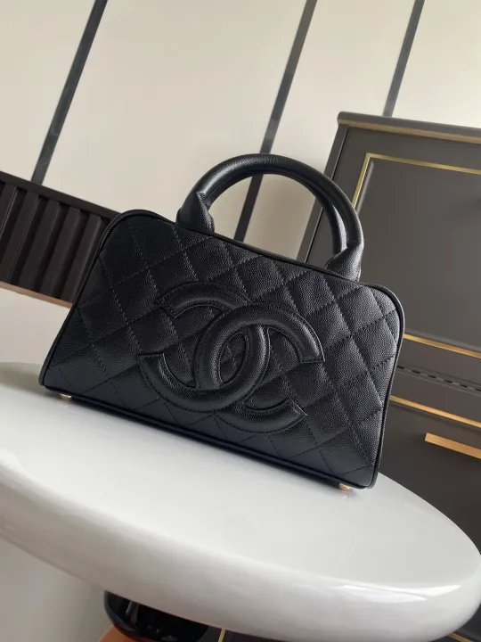 シャネル「Chanel」Vintage Medallion ハンドバッグ