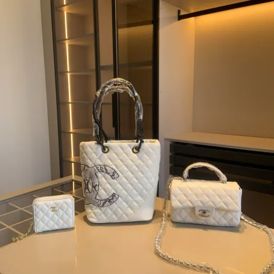 「シャネル」CHANEL 3 点セット トートバッグ+ハンドル付き CF バッグ+財布