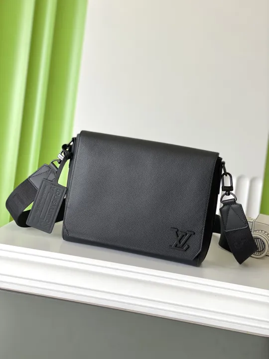 ルイ・ヴィトン「Louis Vuitton」テイクオフ･メッセンジャー