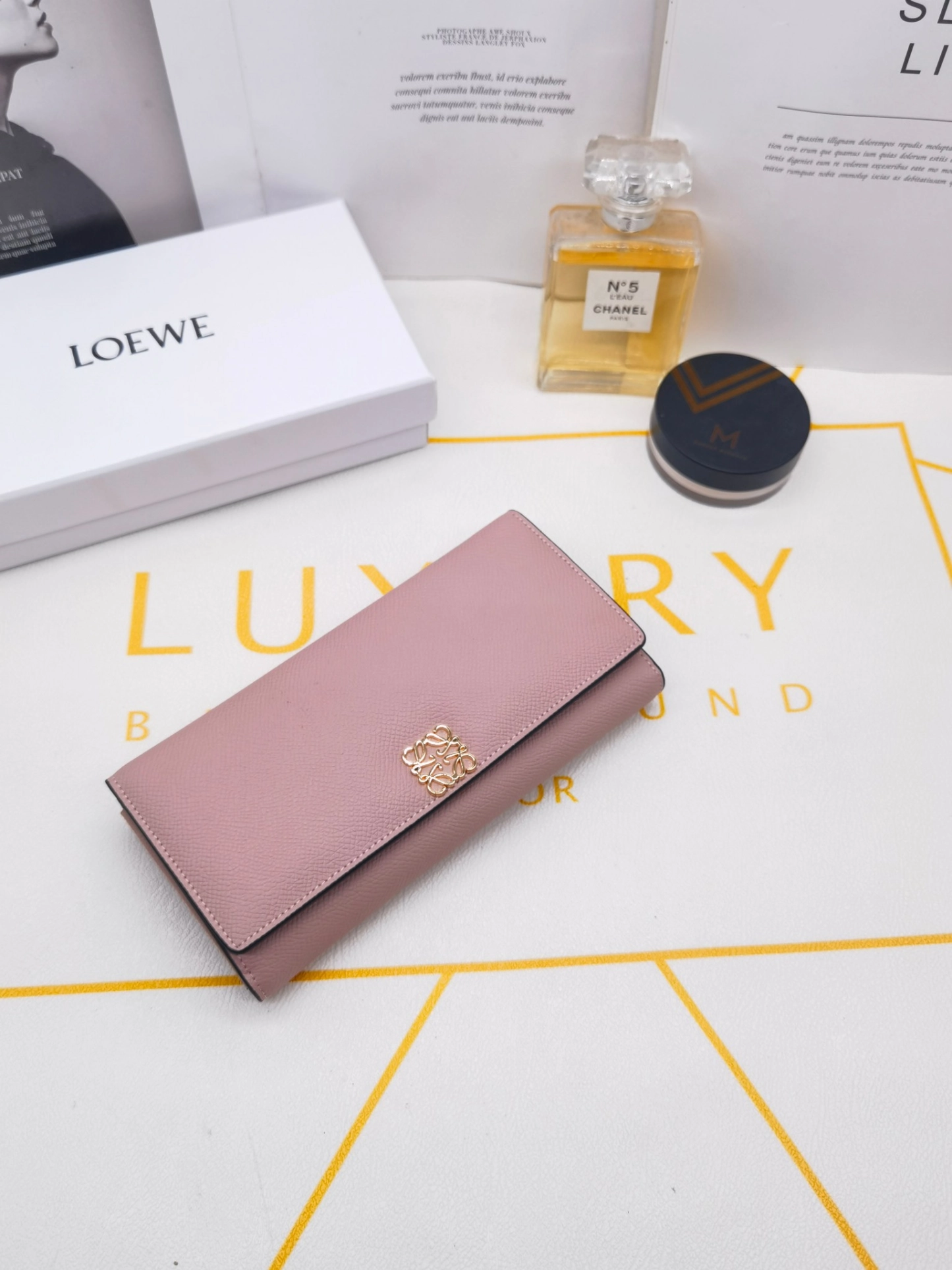 ロエベ「LOEWE」アナグラム コンティネンタル ウォレット 5色