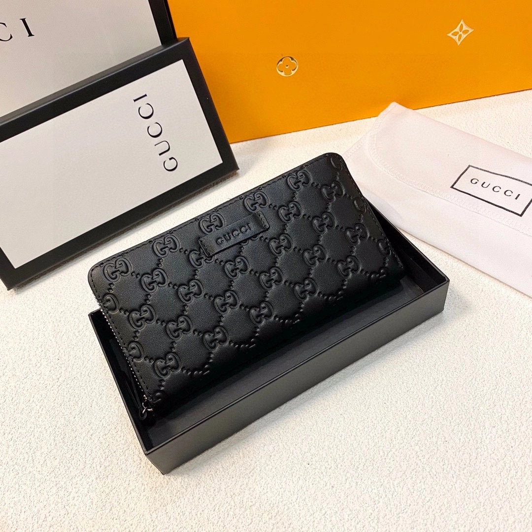 グッチ「Gucci」 大人気のファスナー付き財布