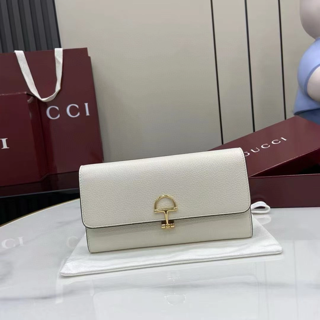 グッチ「Gucci」Softbit ホワイトレザー ショルダーバッグ