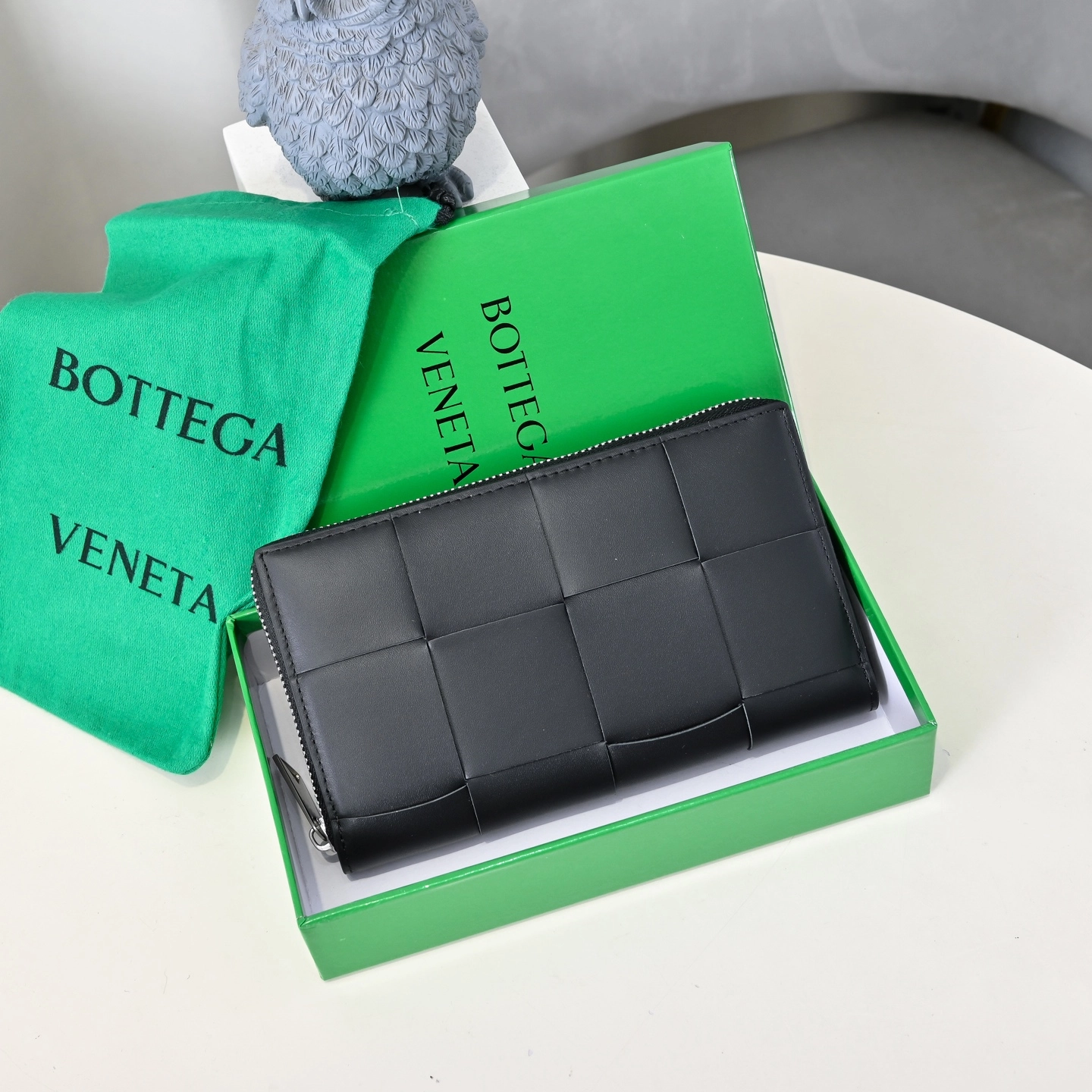 ボッテガ?ヴェネタ「Bottega Veneta」 カセット ロングウォレット