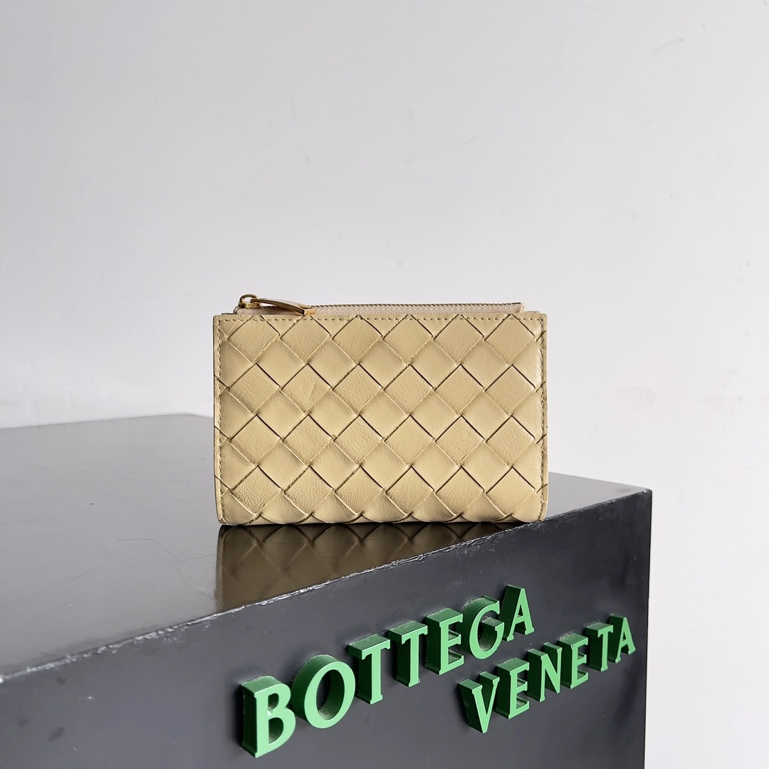 ボッテガ・ヴェネタ「Bottega Veneta」スモールウォレット レザー