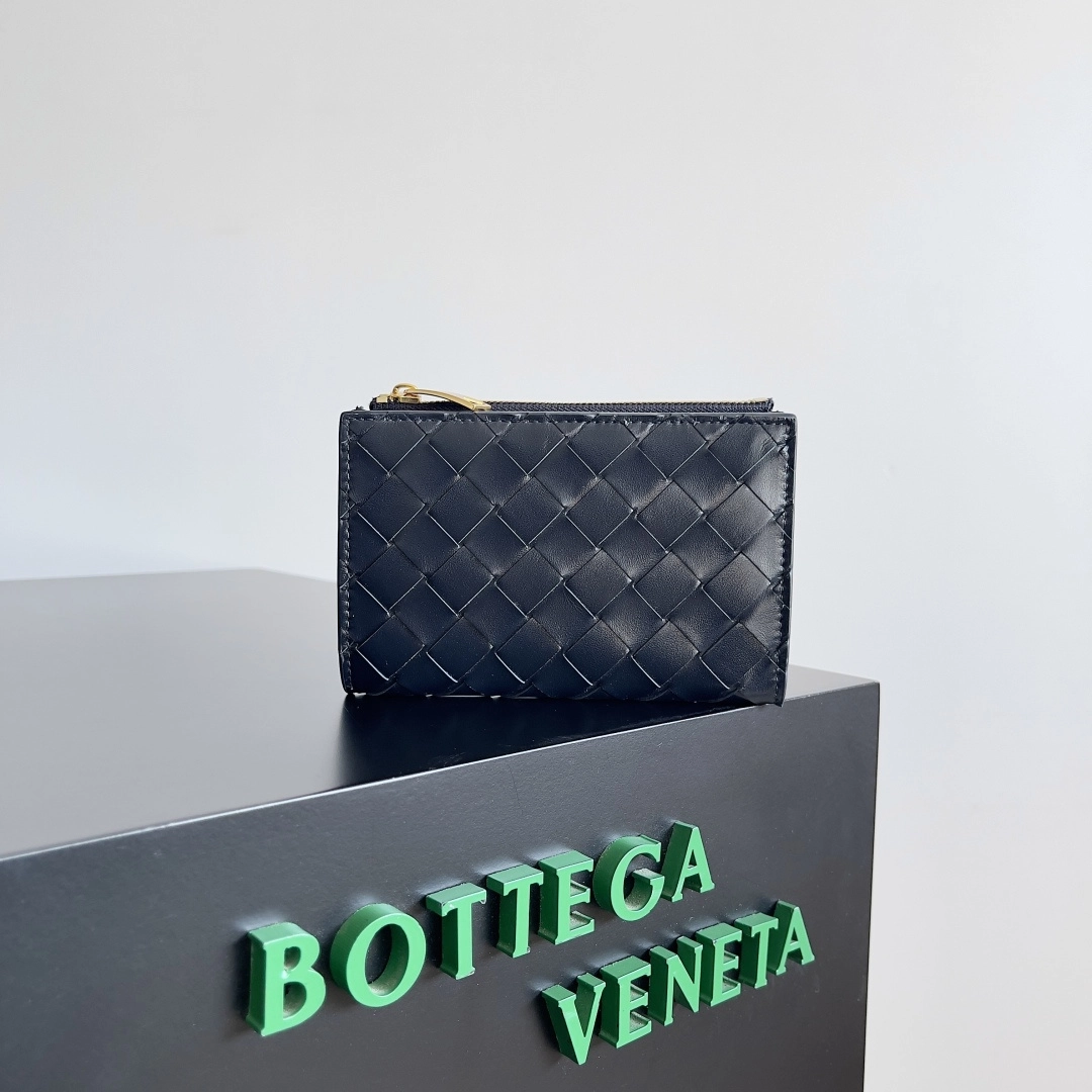 ボッテガ・ヴェネタ「Bottega Veneta」スモールウォレット レザー