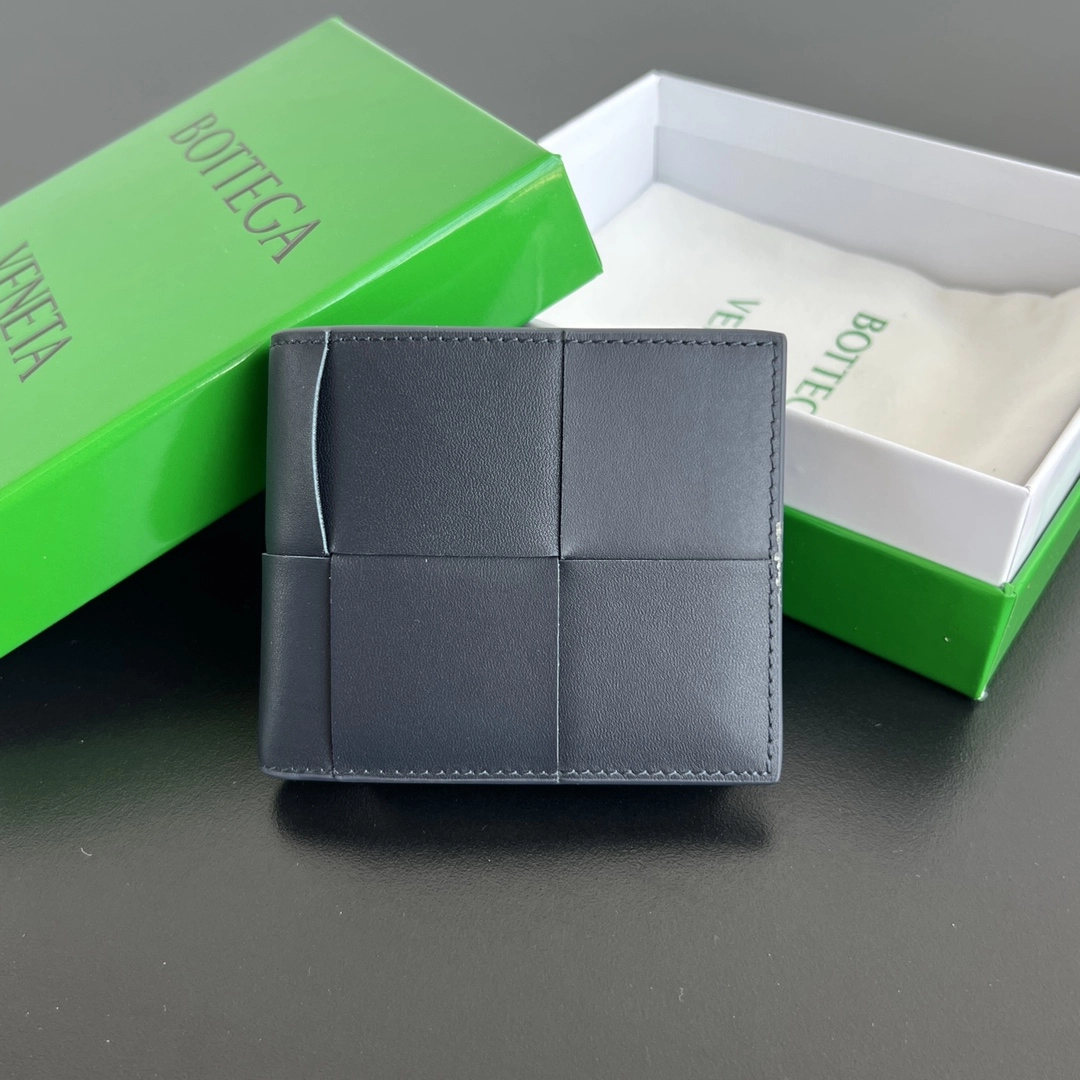 ボッテガ・ヴェネタ「Bottega Veneta」スモールウォレット レザー