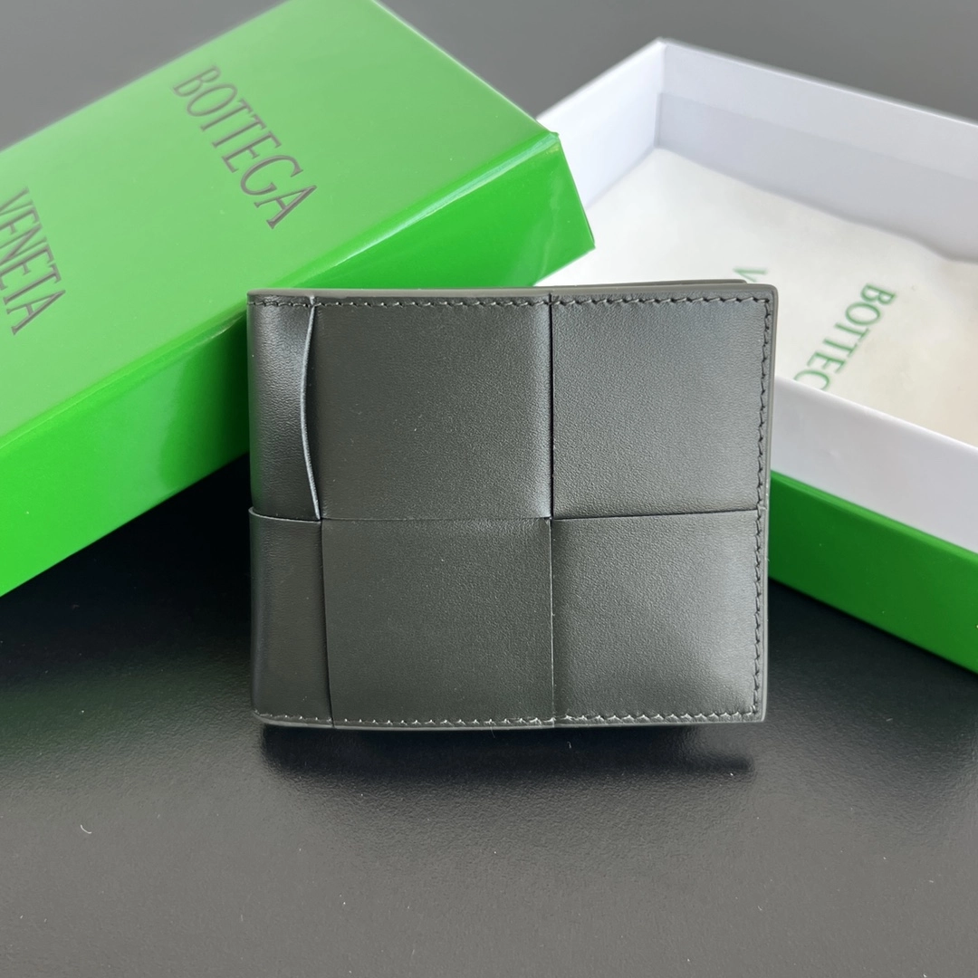 ボッテガ・ヴェネタ「Bottega Veneta」スモールウォレット レザー
