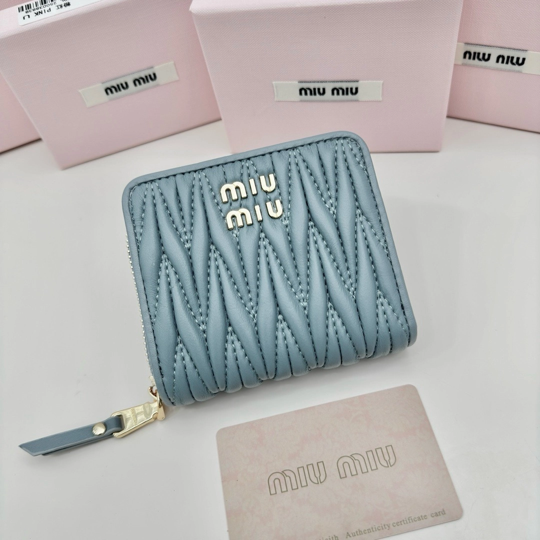 ミュウミュウ マテラッセレザー 財布「Matelassé Wallet」