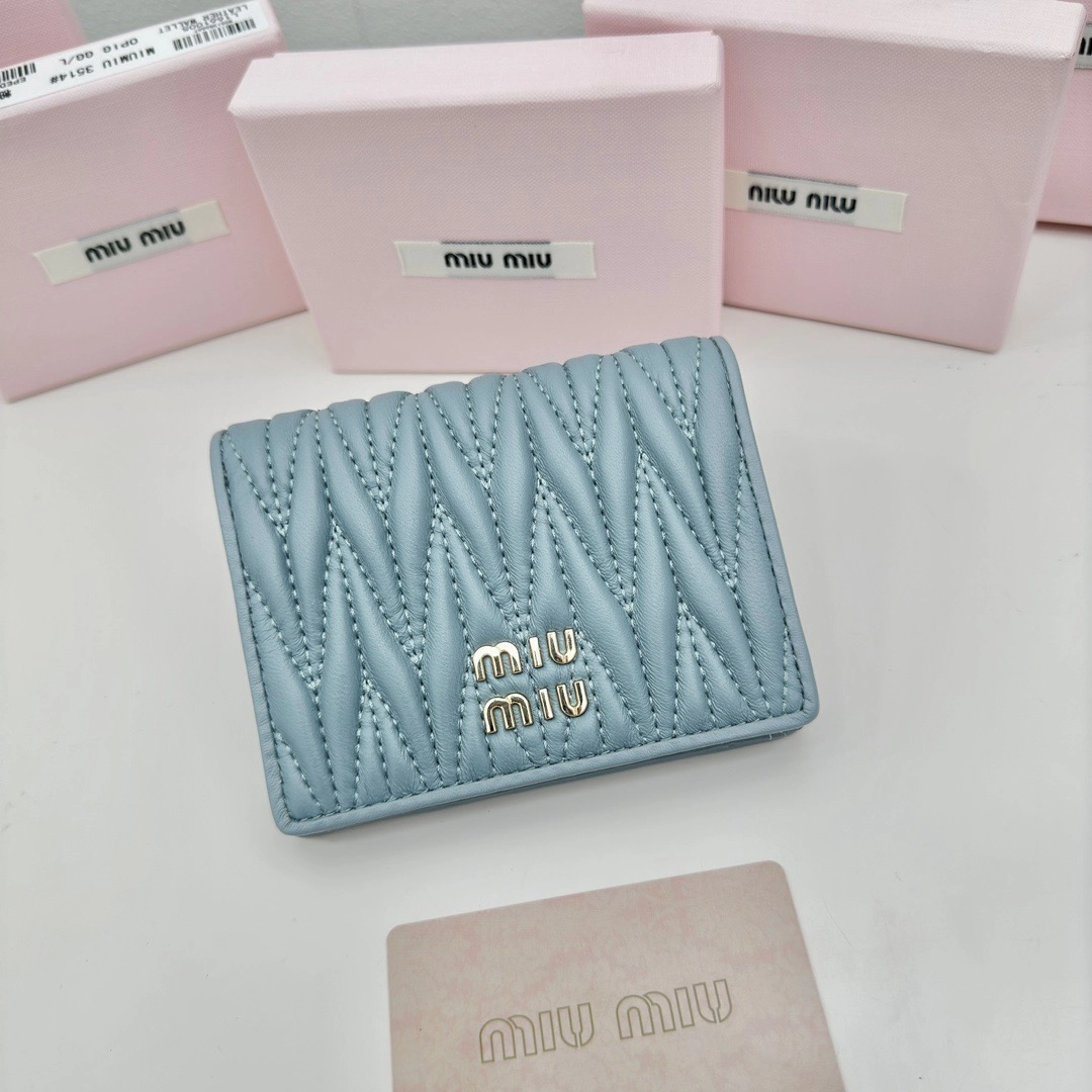 ミュウミュウ マテラッセレザー 財布「Matelassé Wallet」