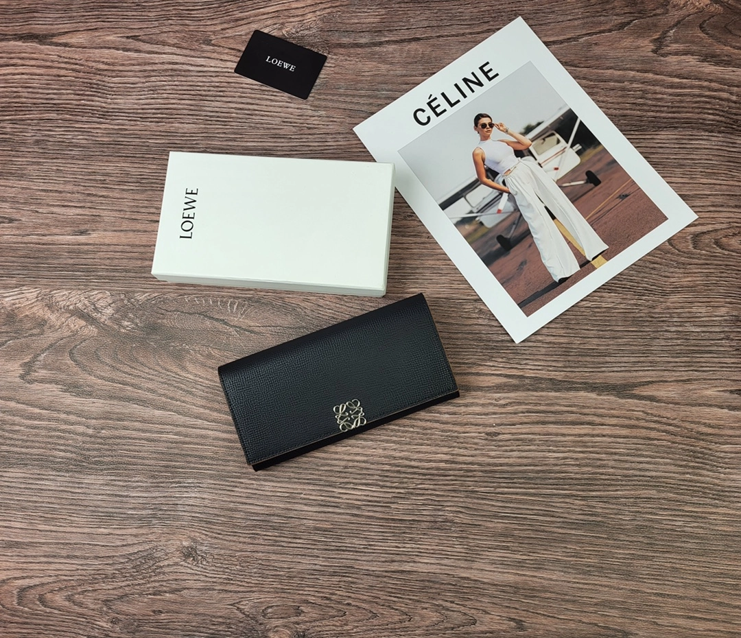 ロエベ「LOEWE」アナグラム コンティネンタル ウォレット 5色