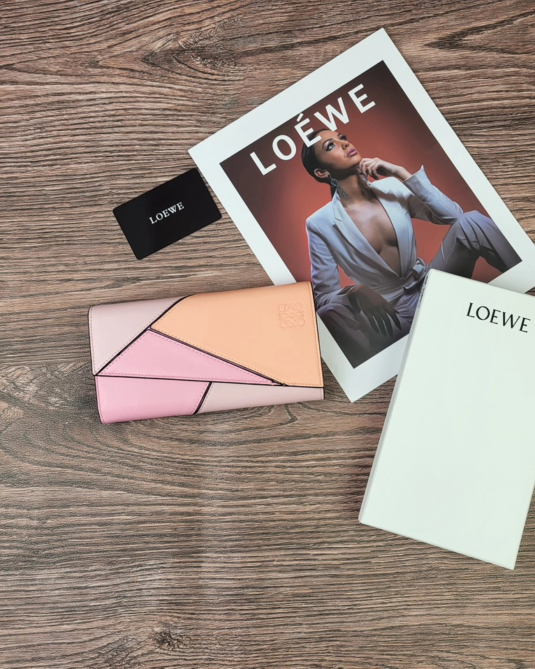 ロエベ「LOEWE」アナグラム コンティネンタル ウォレット 5色