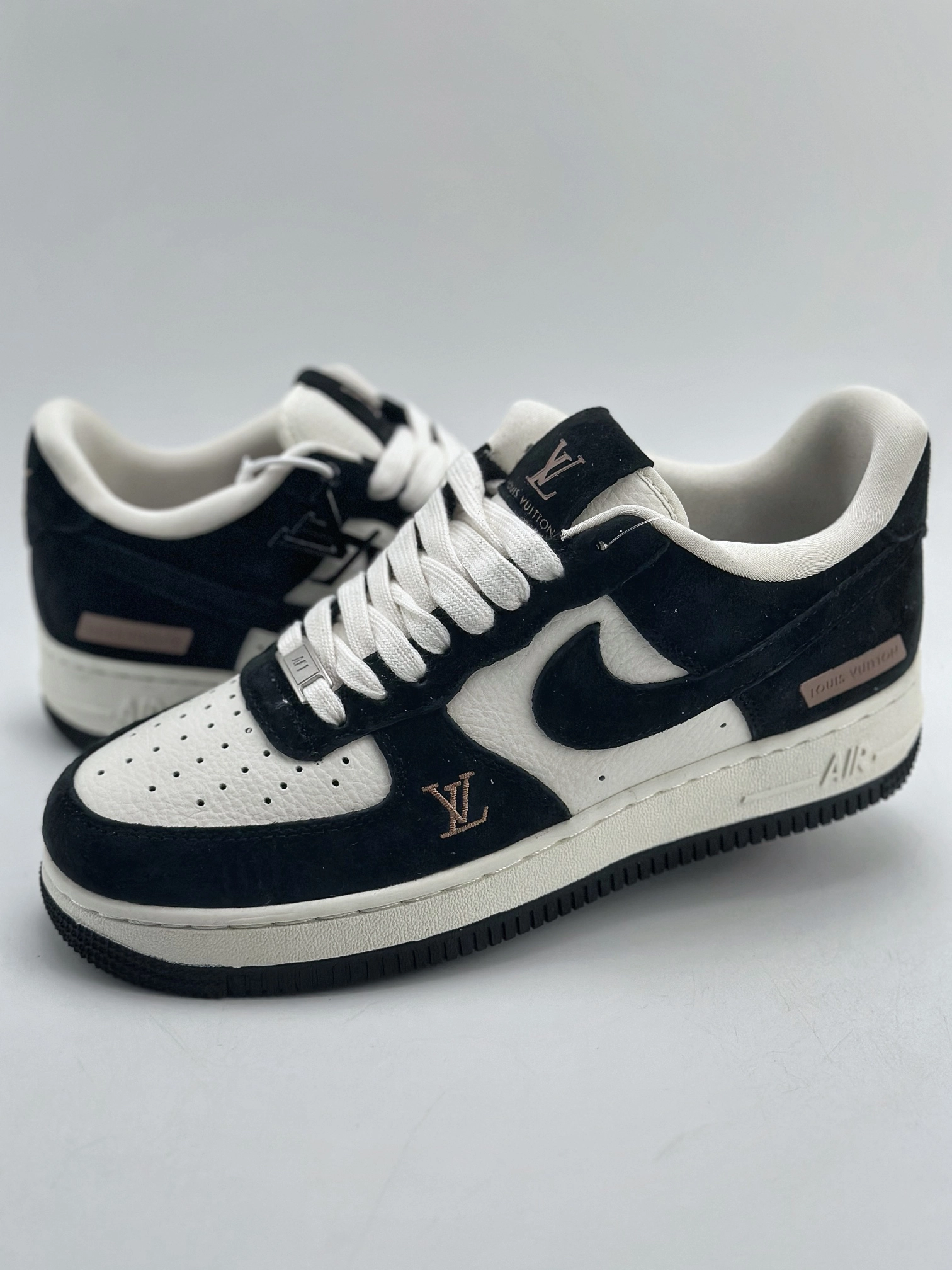 ルイ・ヴィトン x ナイキ Air Force 1 Low 限定クラシック ローカットコラボトレンドスニーカー「LV Nike」