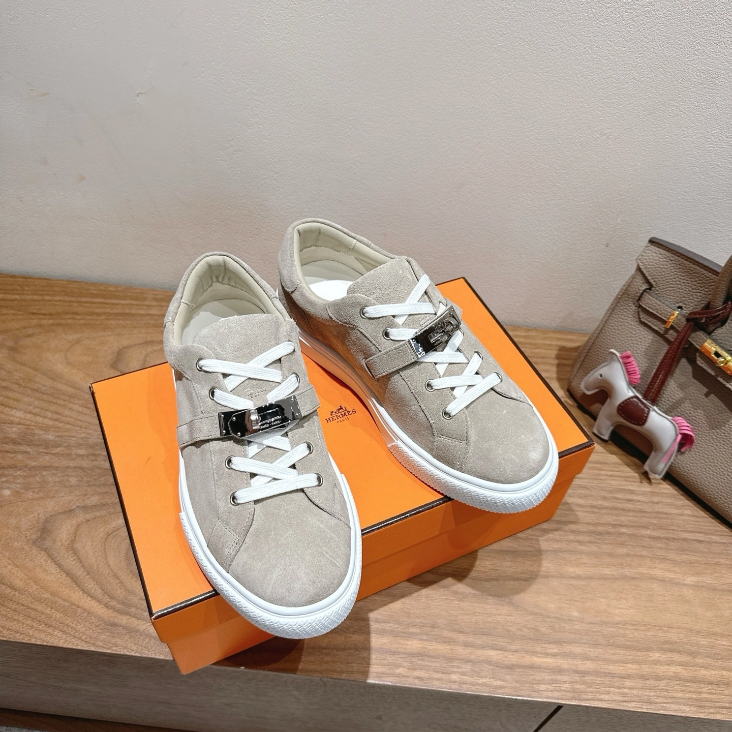 エルメス デイシリーズ カジュアルスニーカー「Day sneaker」