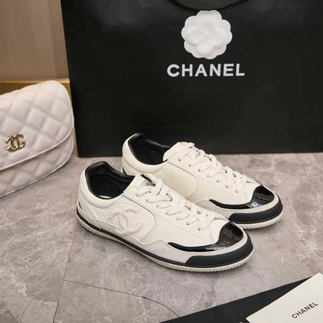 シャネル 25 レトロ ドイツトレーニングシューズ ローカット カジュアルスニーカー