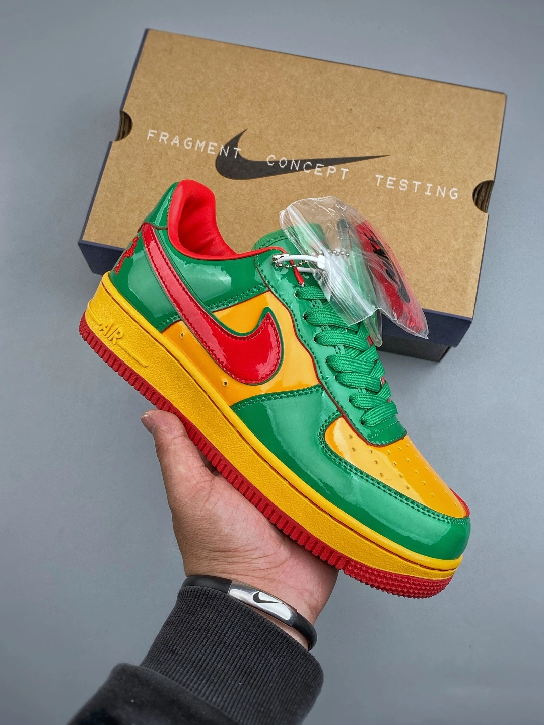 ナイキ エア フォース 1 トレンドスニーカー「Nike Air Force 1」
