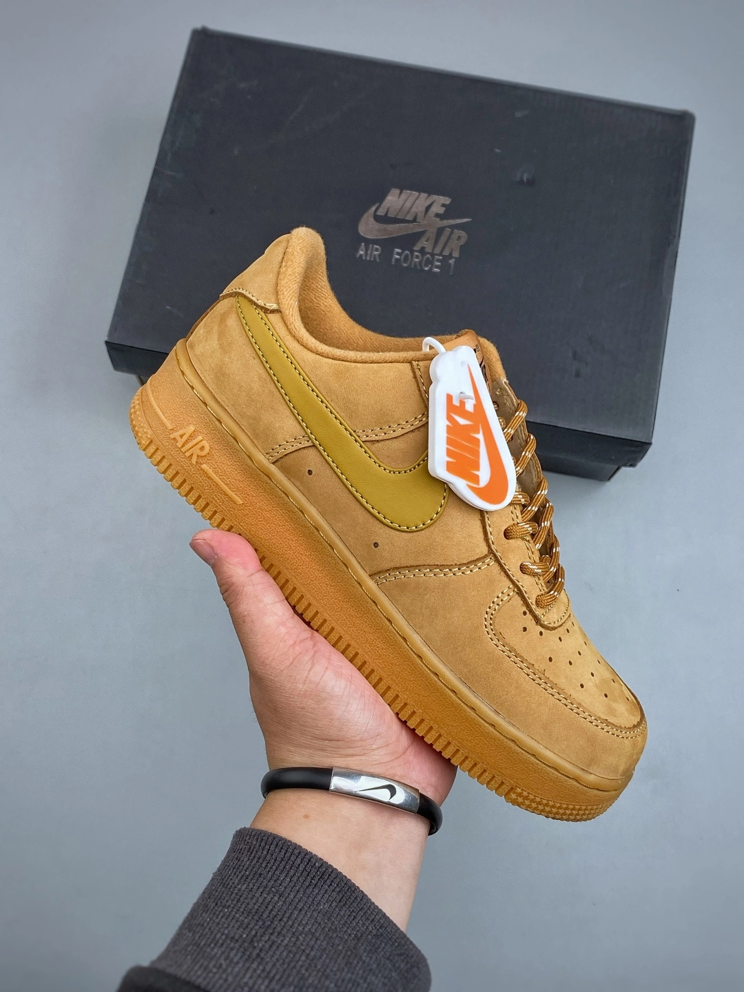 ナイキ エア フォース 1 トレンドスニーカー「Nike Air Force 1」