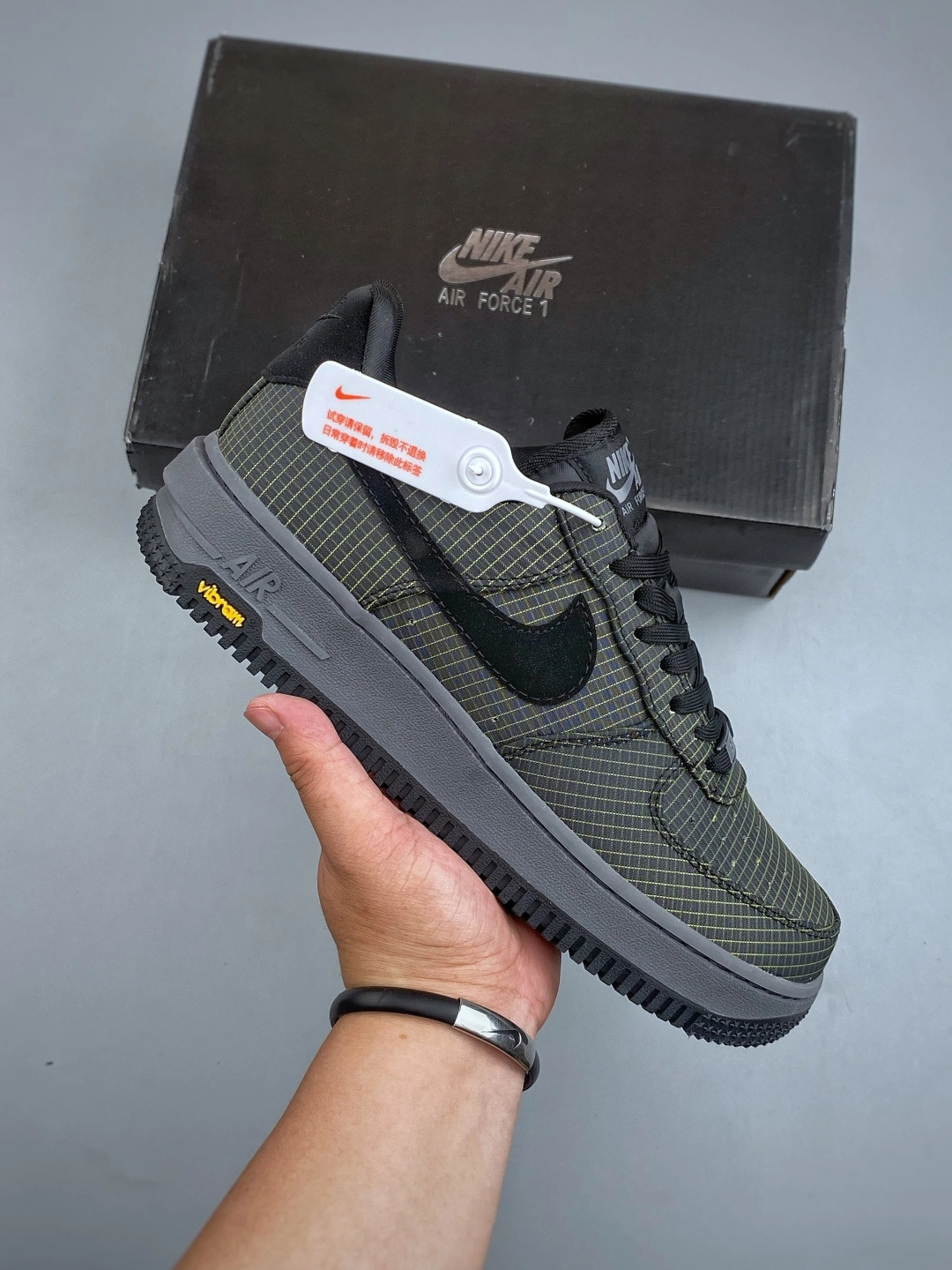 ナイキ エア フォース 1 トレンドスニーカー「Nike Air Force 1」