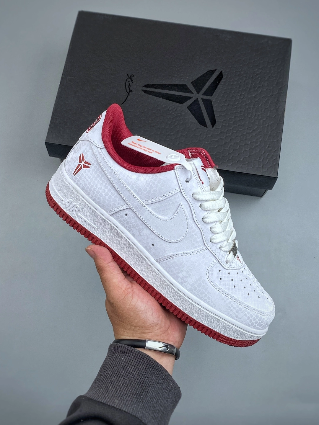 ナイキ エア フォース 1 トレンドスニーカー「Nike Air Force 1」