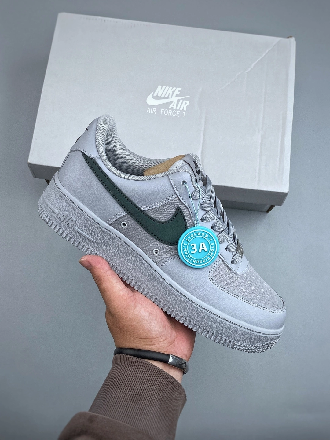 ナイキ エア フォース 1 トレンドスニーカー「Nike Air Force 1」