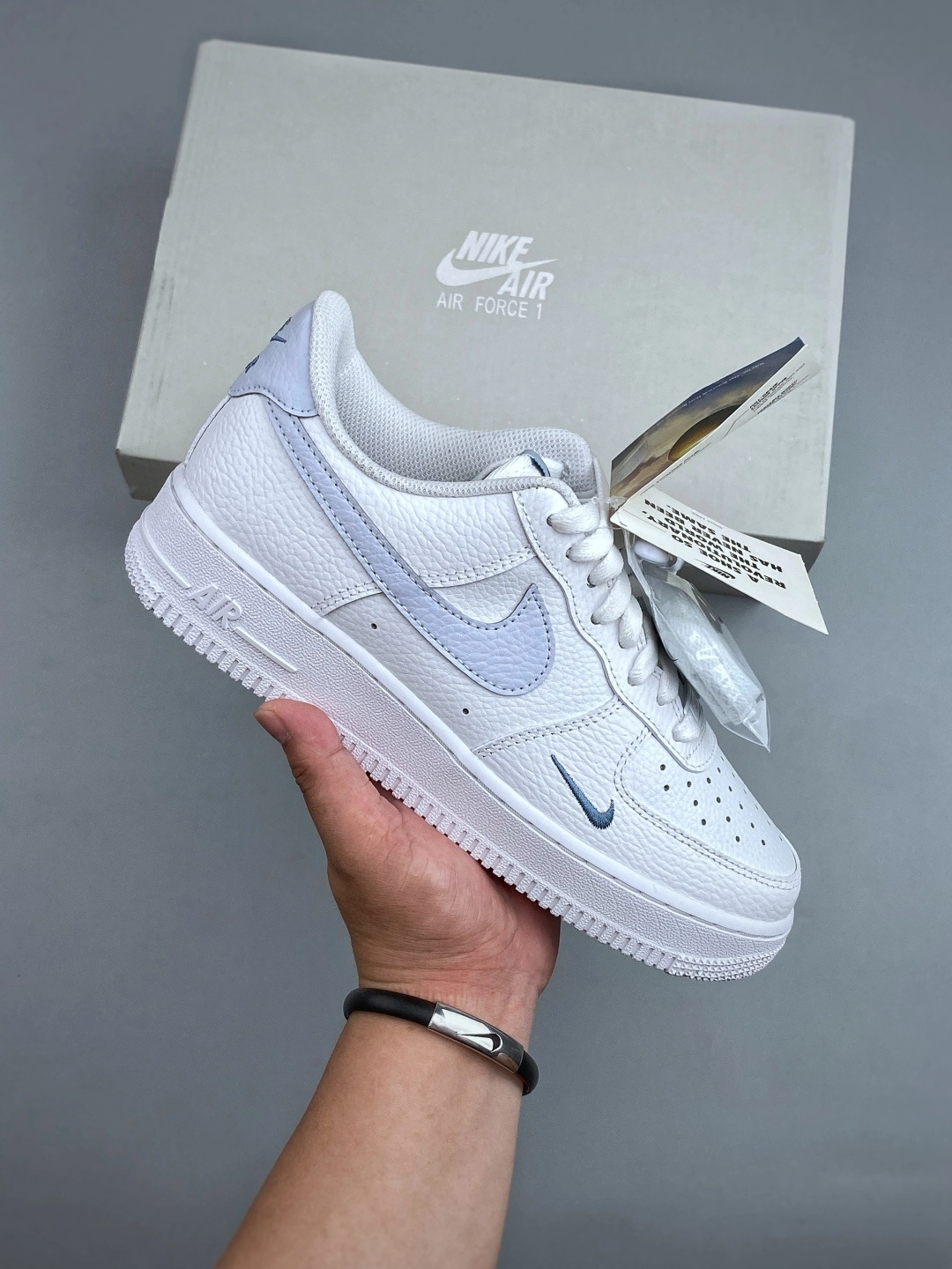 ナイキ エア フォース 1 トレンドスニーカー「Nike Air Force 1」