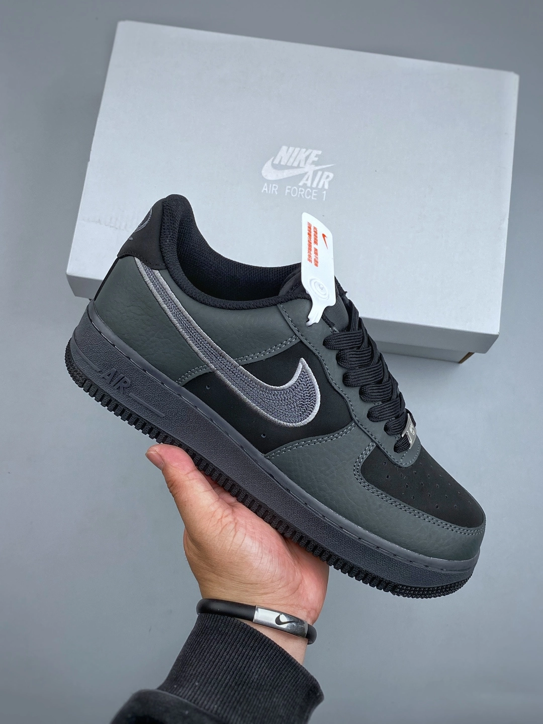 ナイキ エア フォース 1 トレンドスニーカー「Nike Air Force 1」